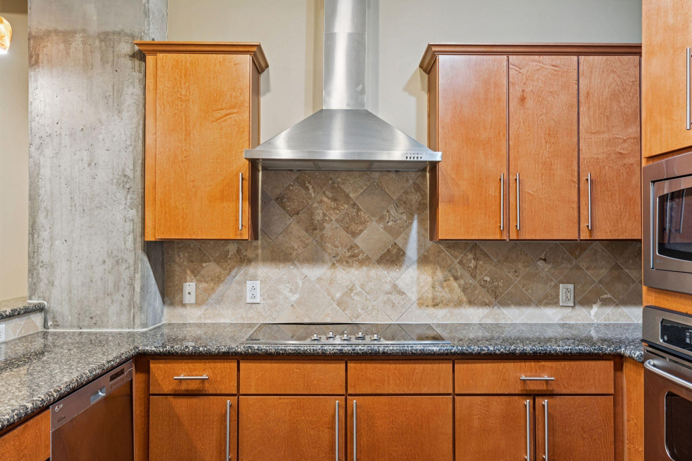 150 Bee Street # 716