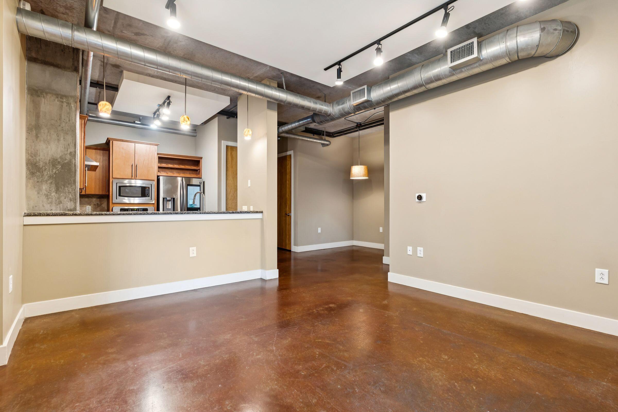 150 Bee Street # 716