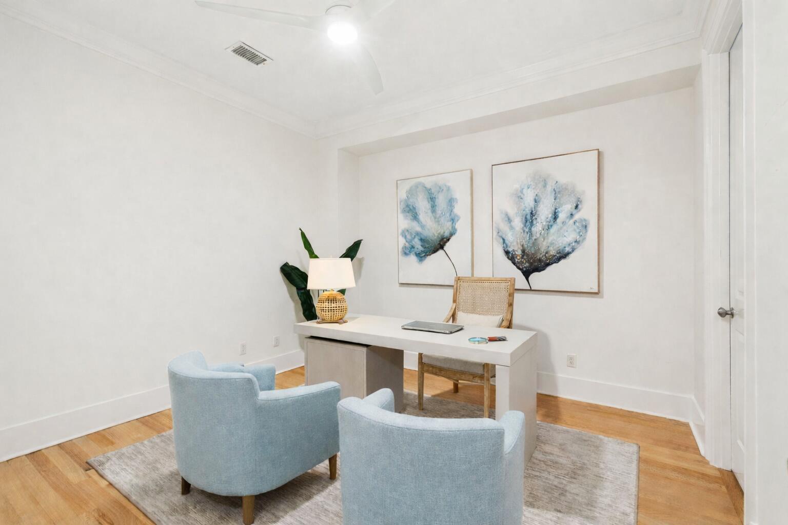 118 Fairbanks Oak Alley # 3b