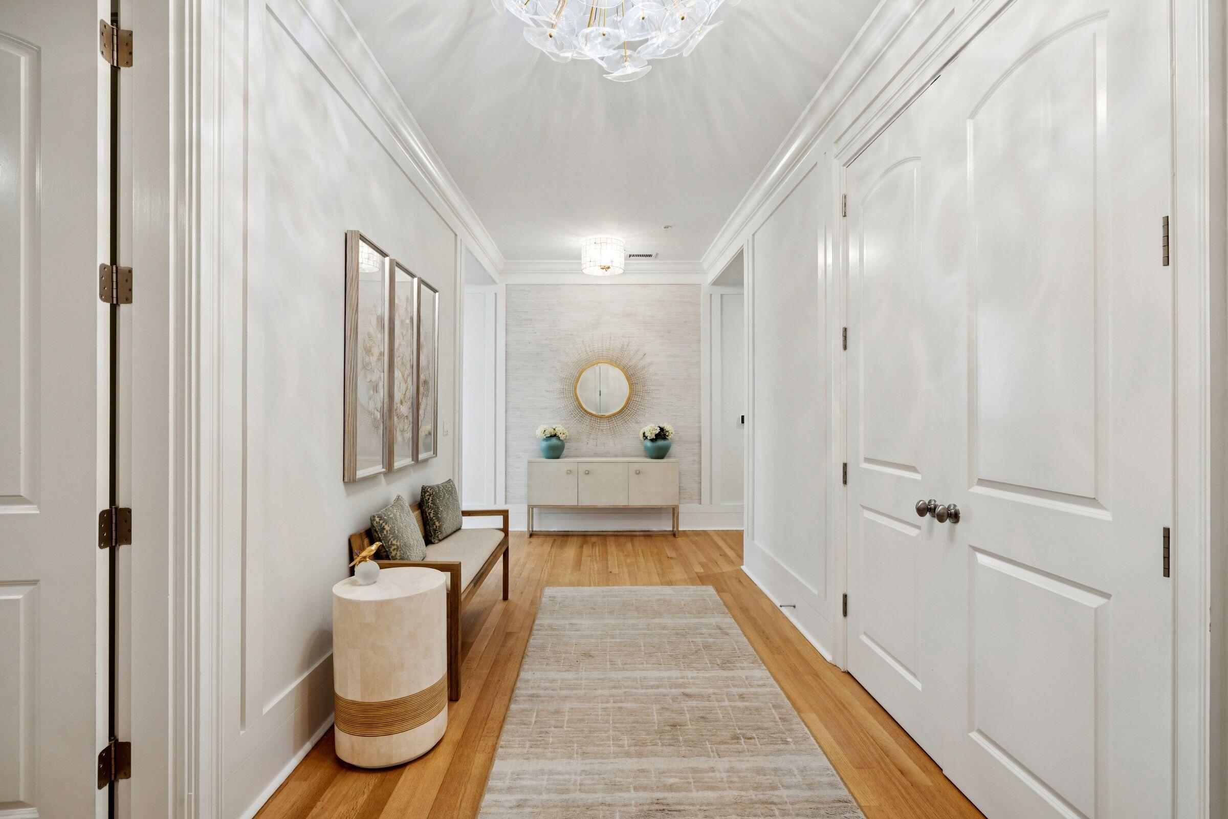 118 Fairbanks Oak Alley # 3b