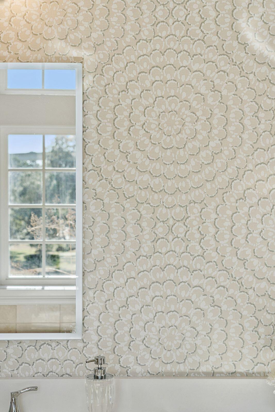 118 Fairbanks Oak Alley # 3b