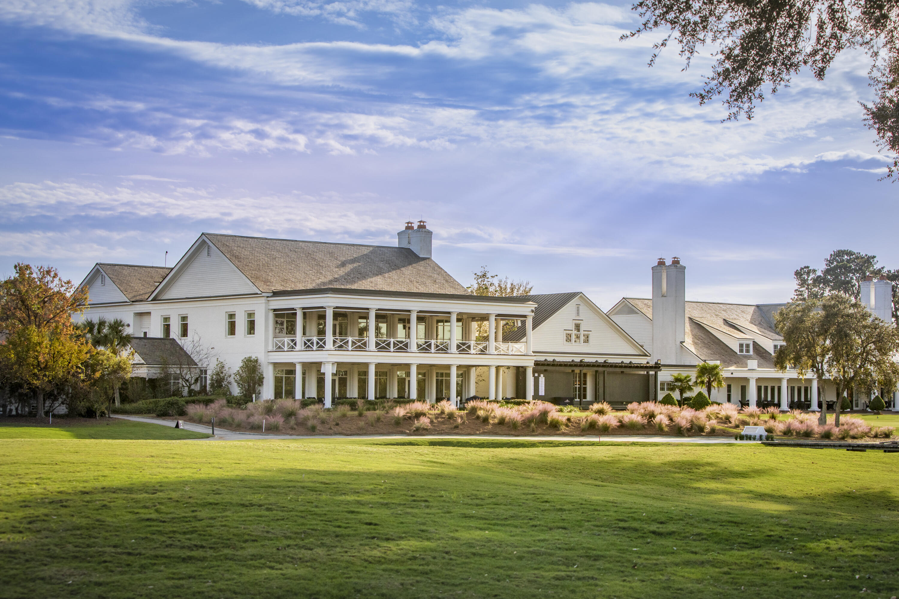 118 Fairbanks Oak Alley # 3b