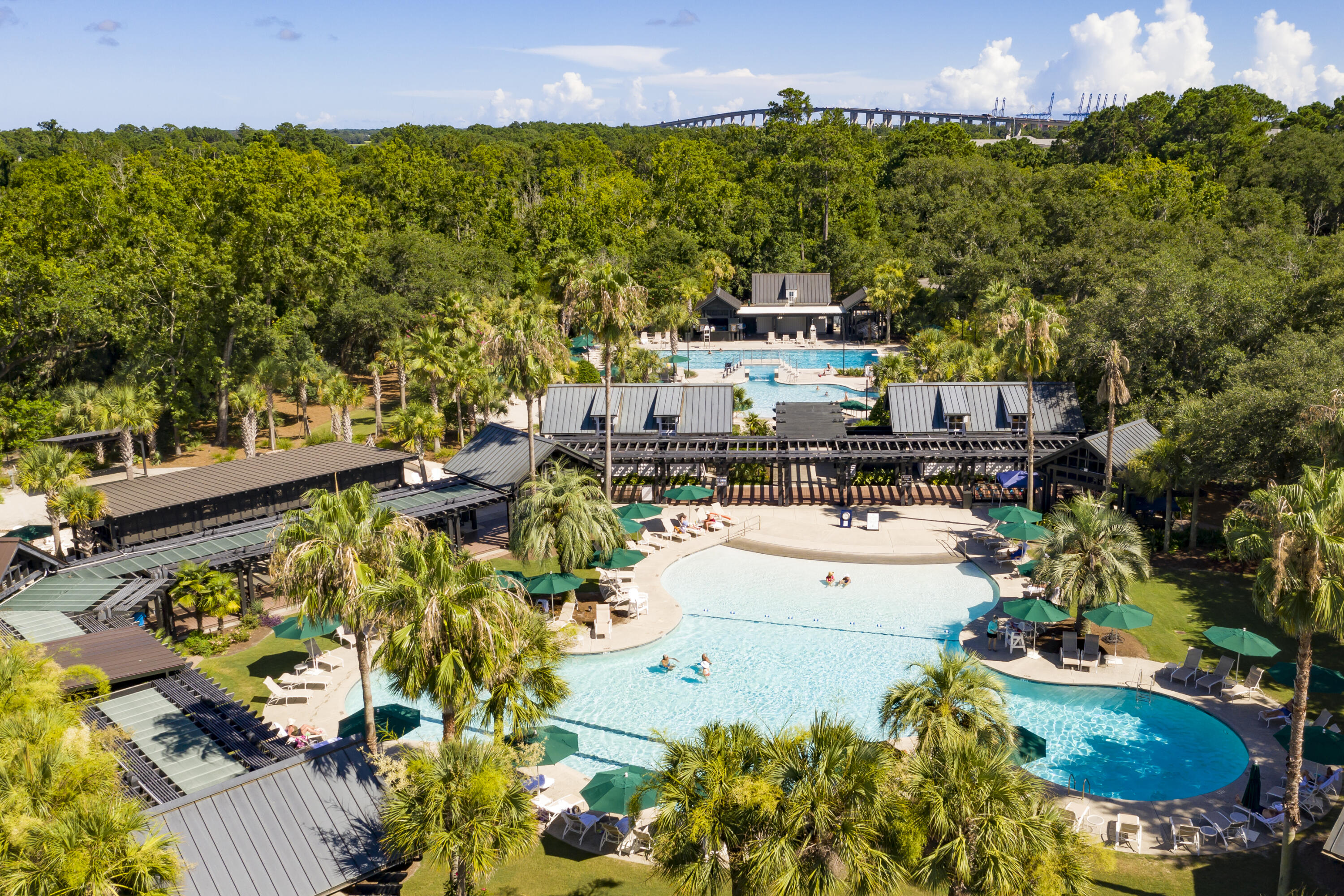 118 Fairbanks Oak Alley # 3b