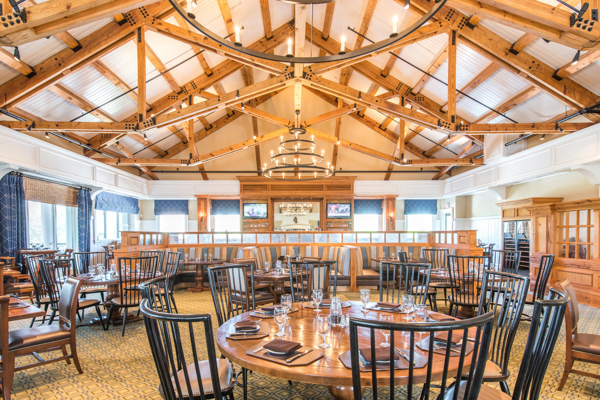 118 Fairbanks Oak Alley # 3b