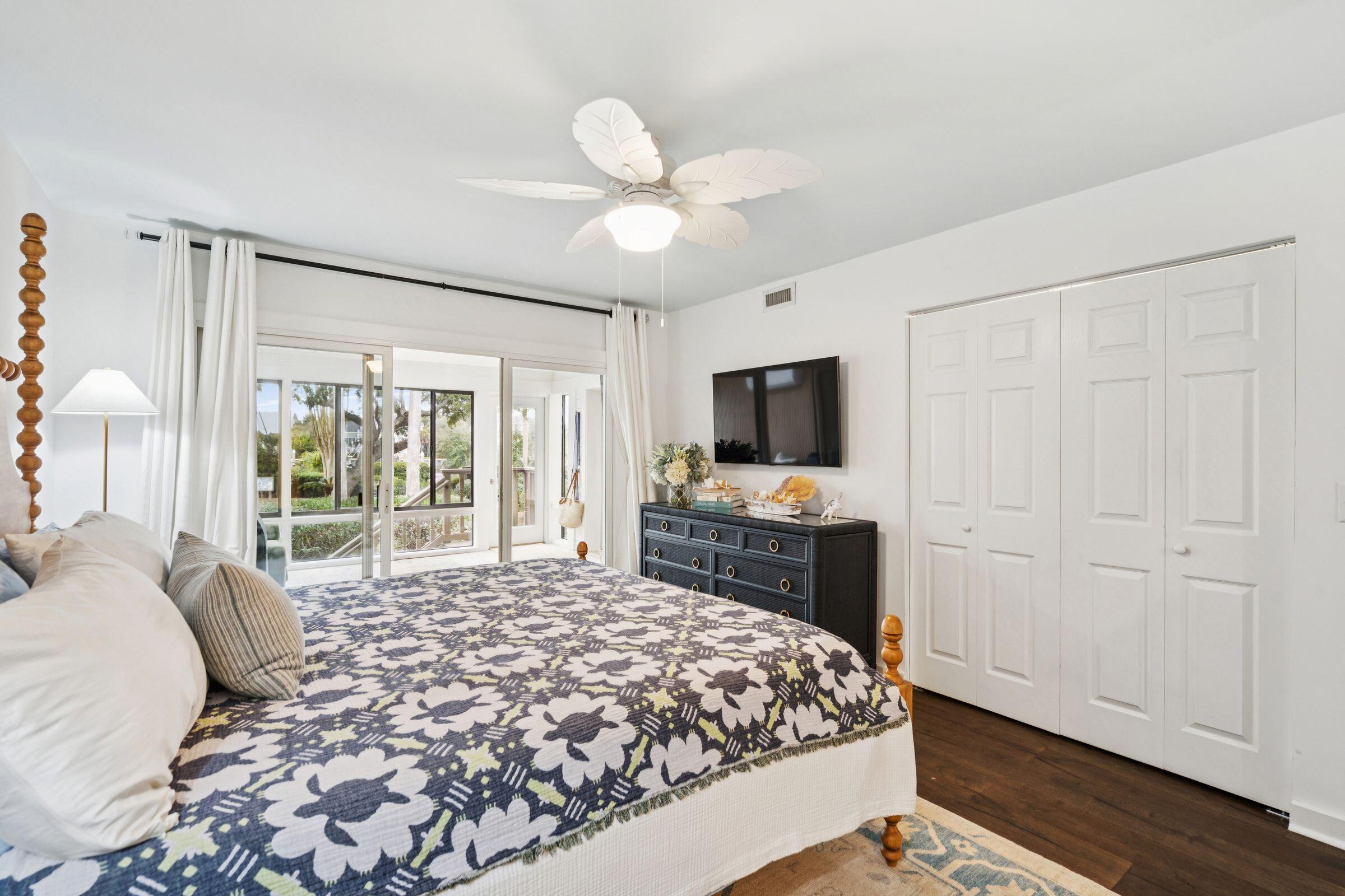 407 Yacht Harbor Court