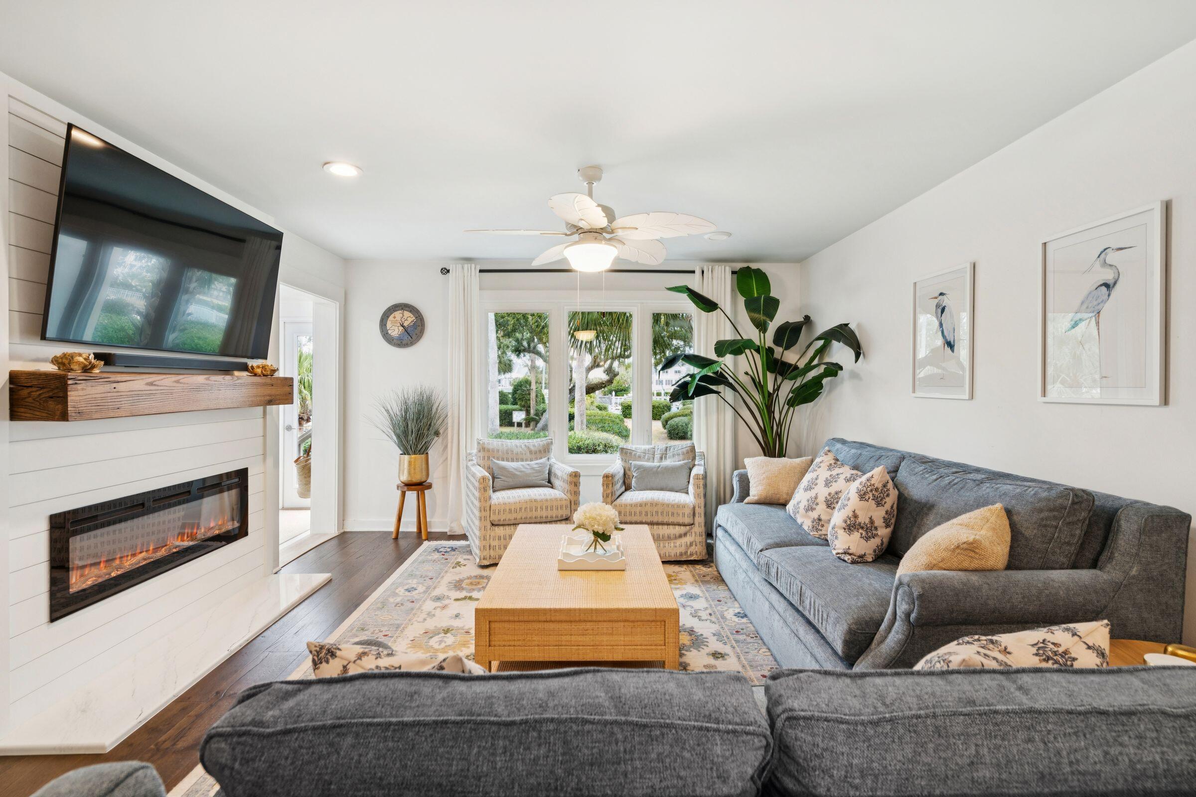 407 Yacht Harbor Court