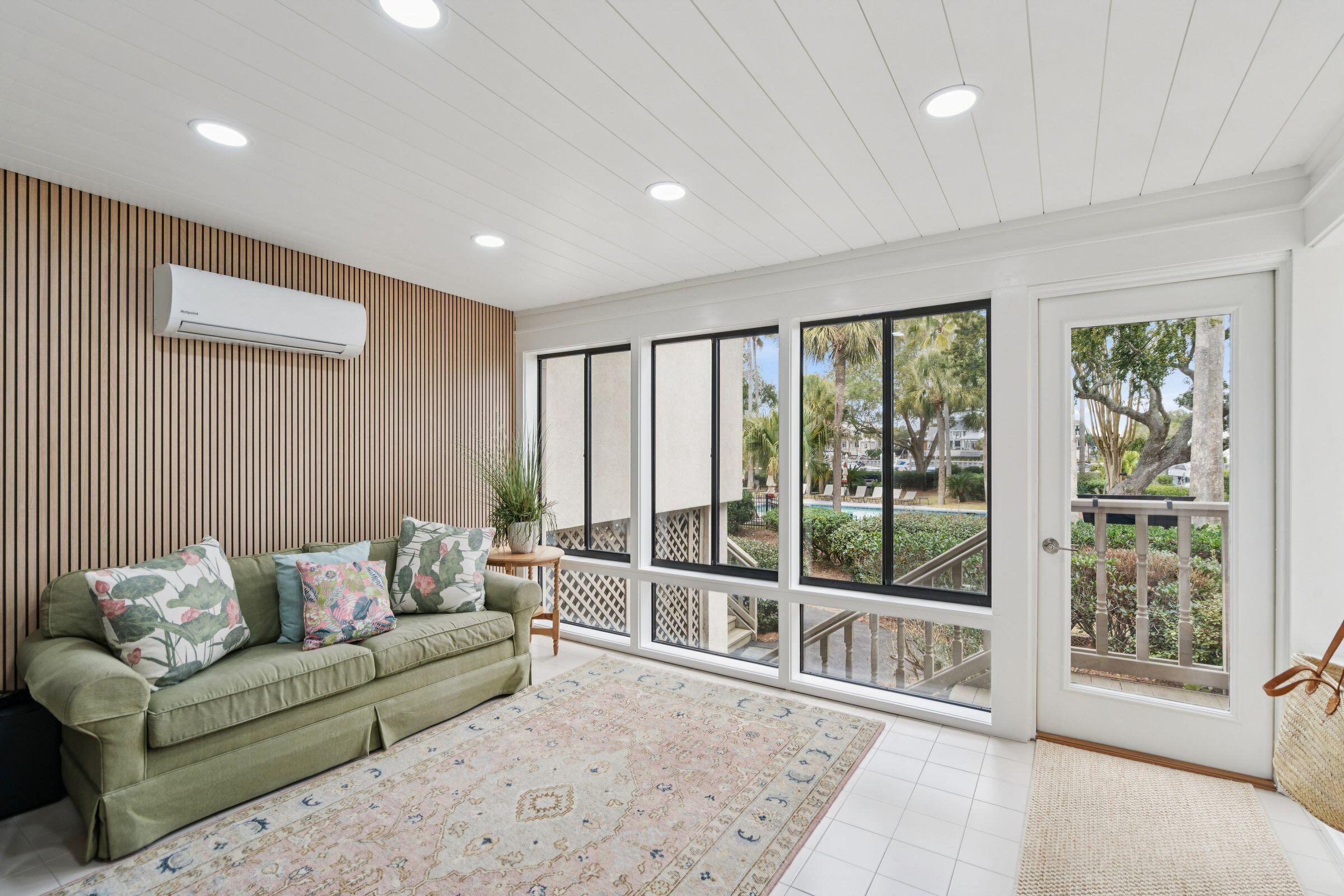 407 Yacht Harbor Court