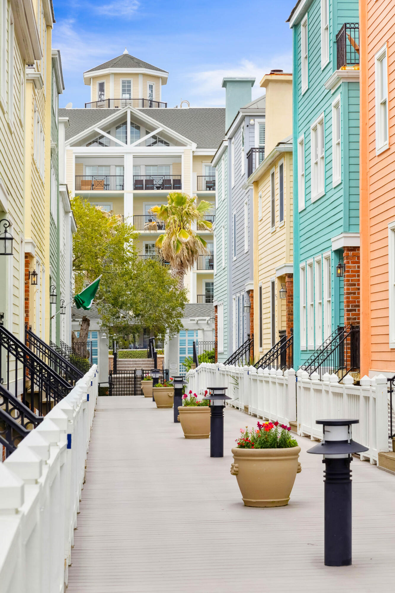 407 Yacht Harbor Court