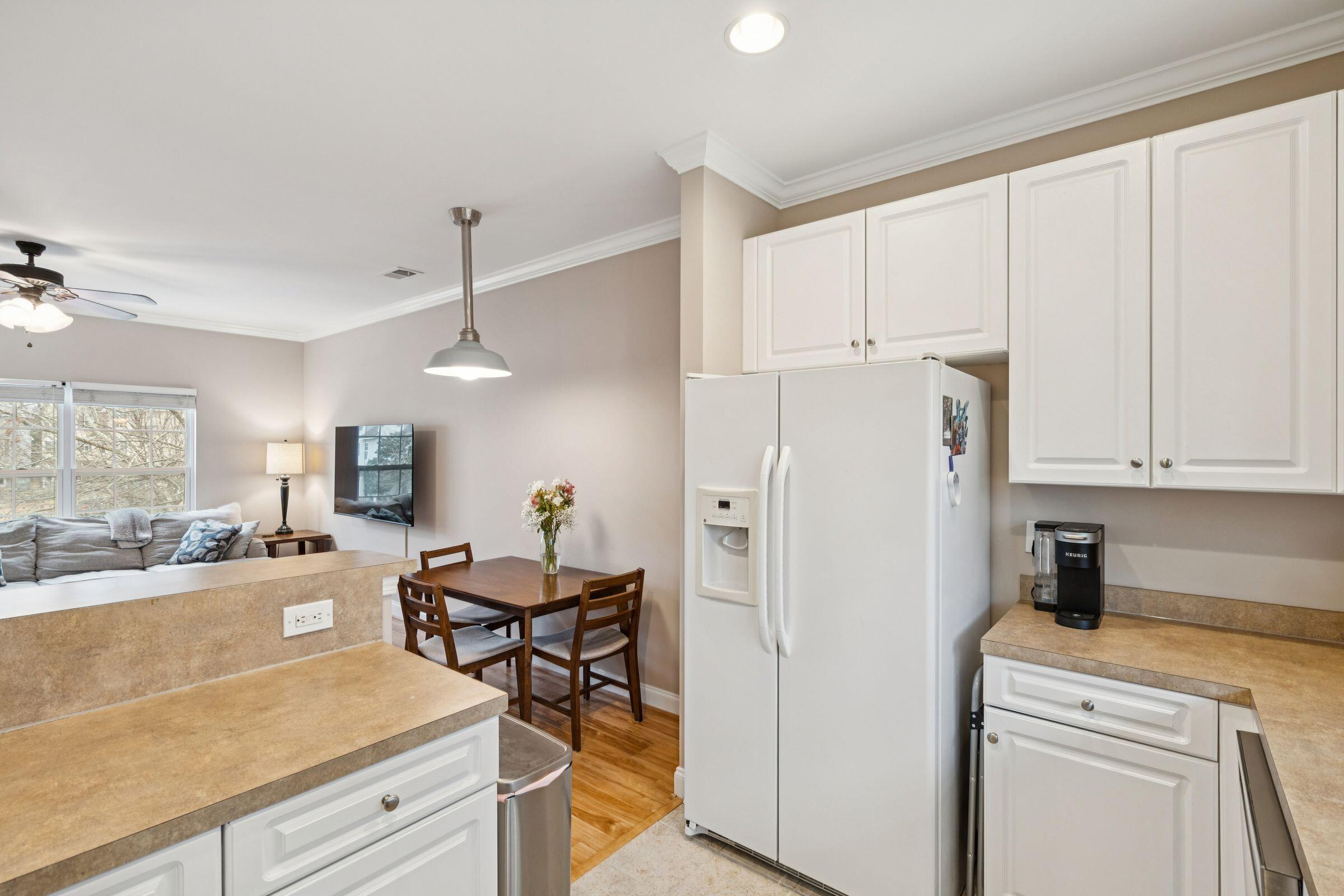 4027 Hartland Street