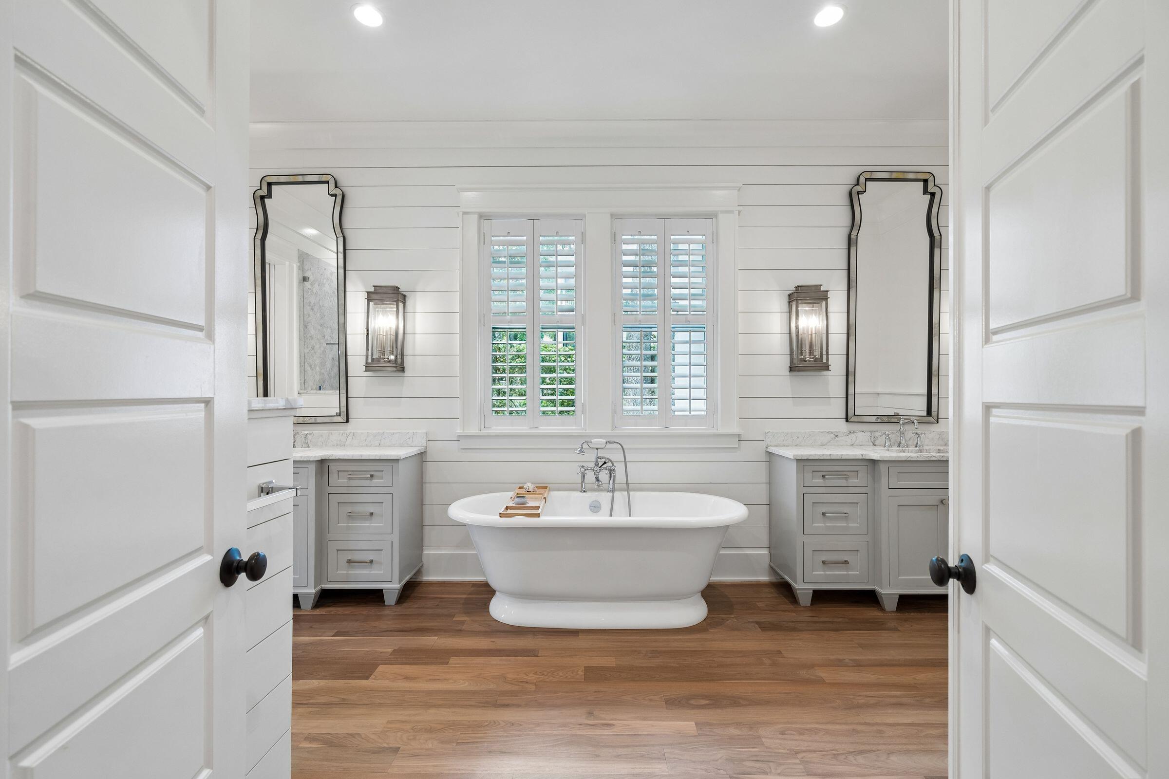 3556 Henrietta Hartford Road