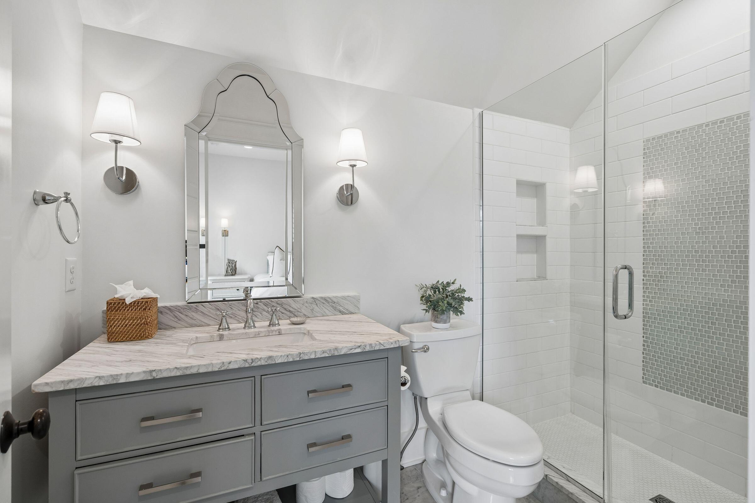 3556 Henrietta Hartford Road