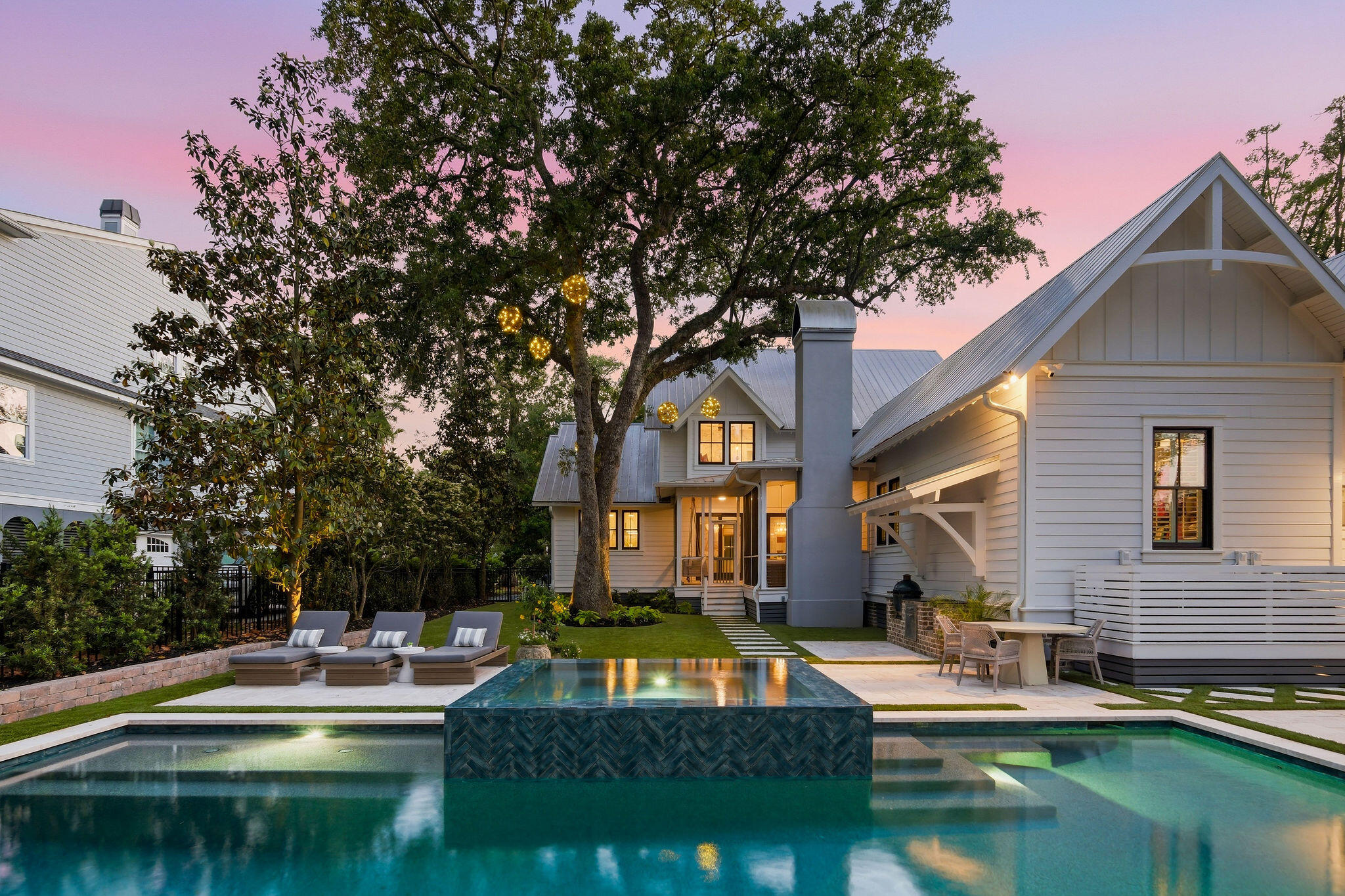 3556 Henrietta Hartford Road