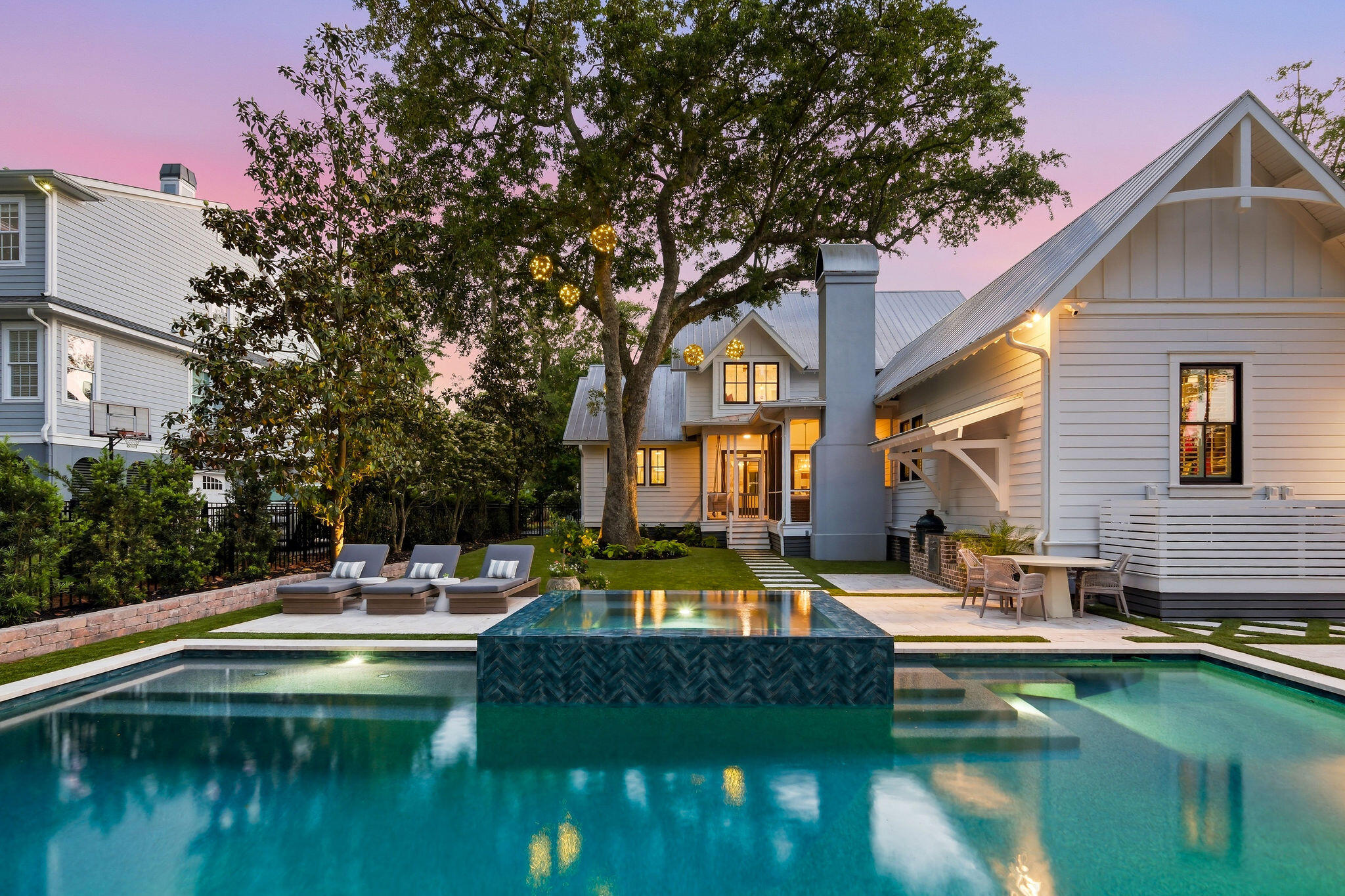 3556 Henrietta Hartford Road