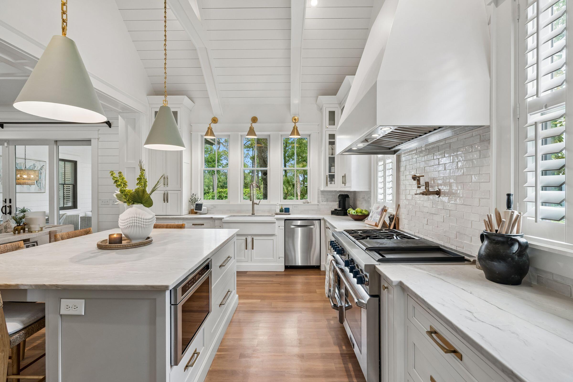 3556 Henrietta Hartford Road