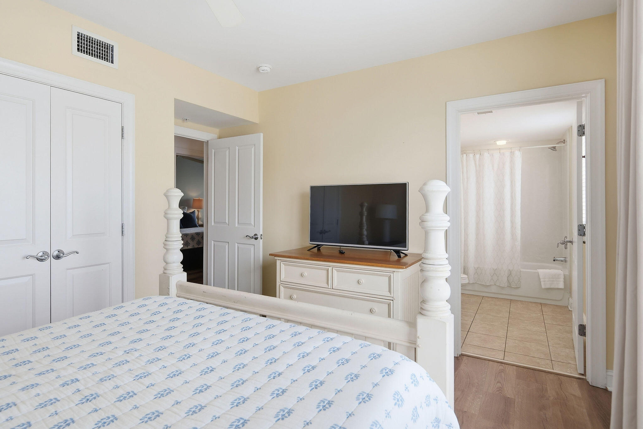 1010 Ocean Boulevard Unit 301