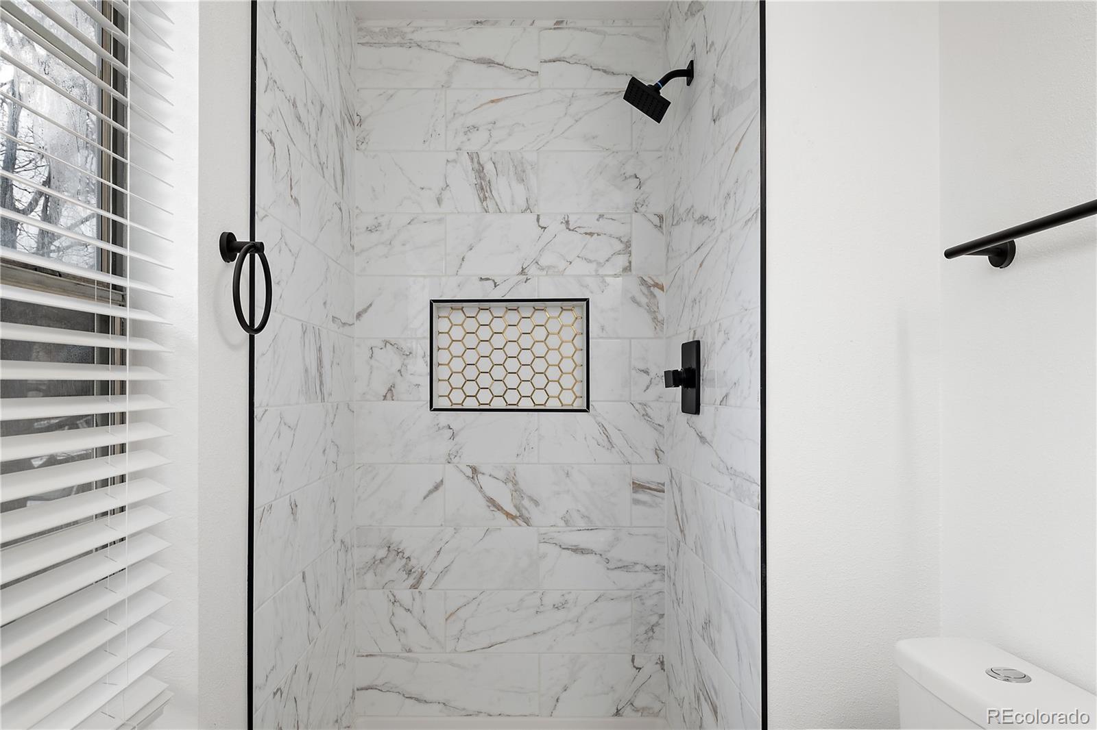 4185 S Argonne Street