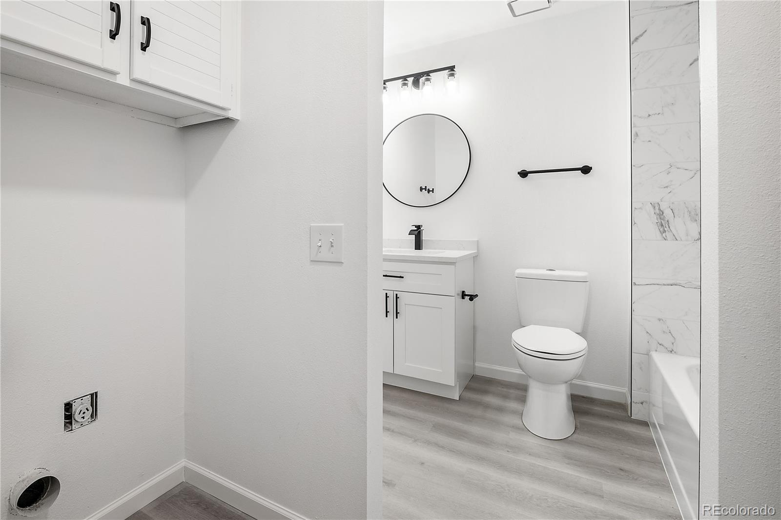 4185 S Argonne Street