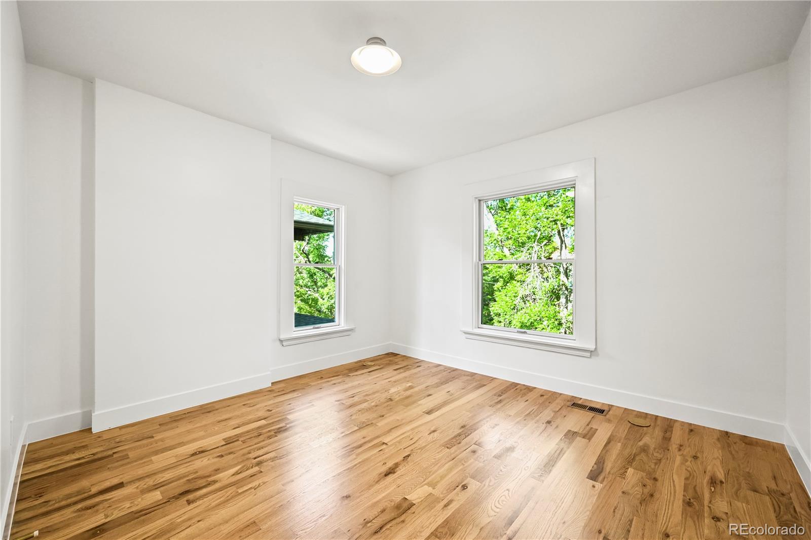 734 N Downing Street