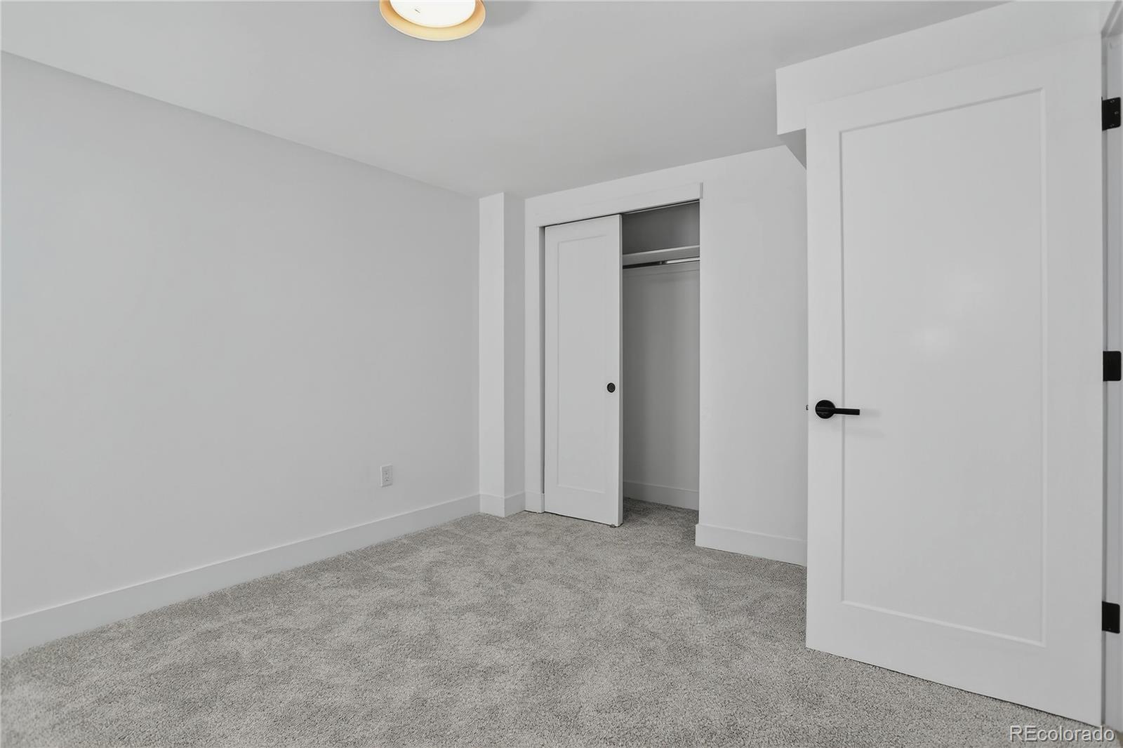 734 N Downing Street