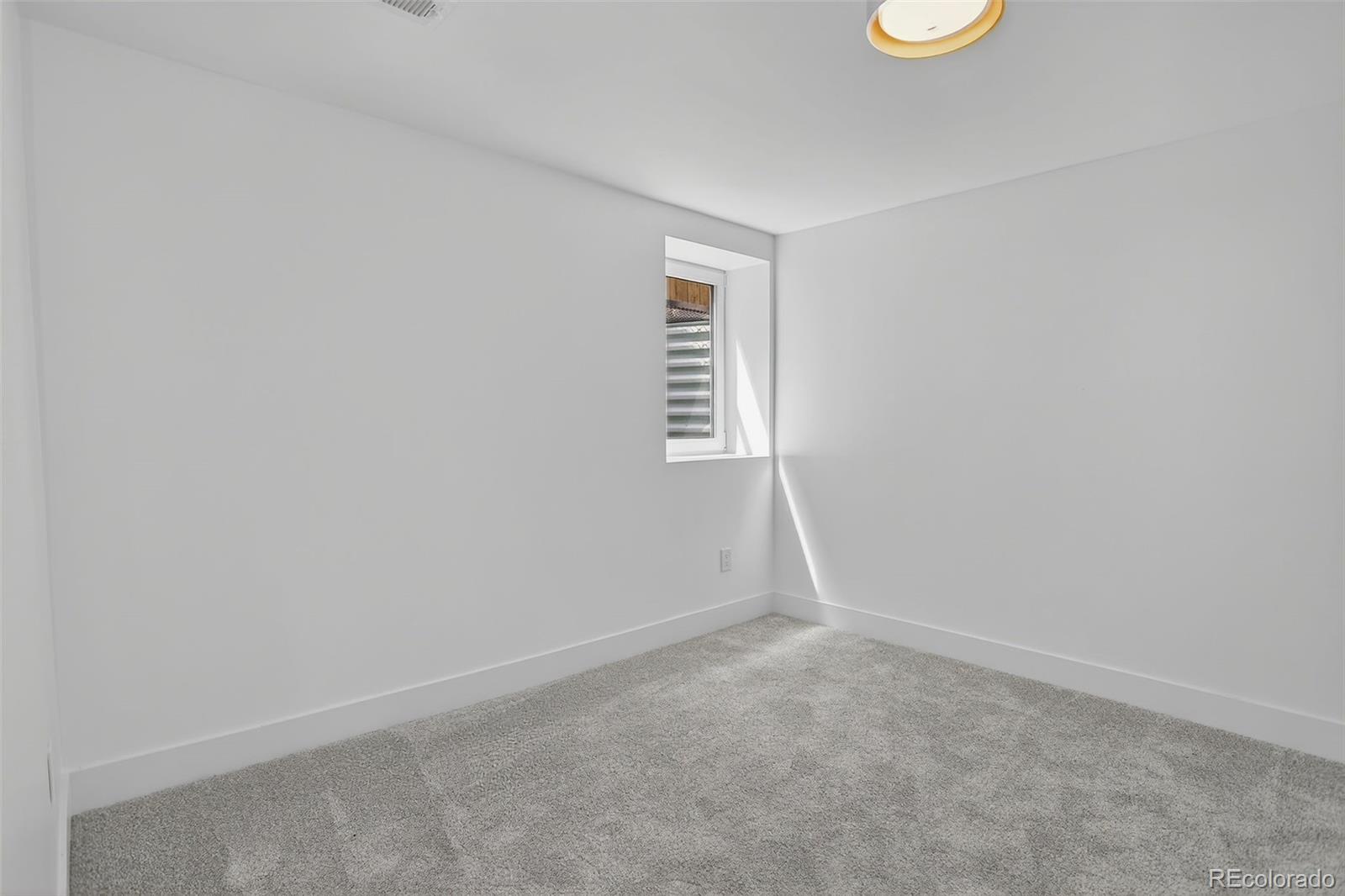 734 N Downing Street