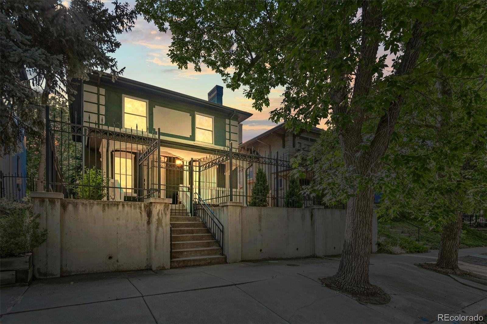 734 N Downing Street