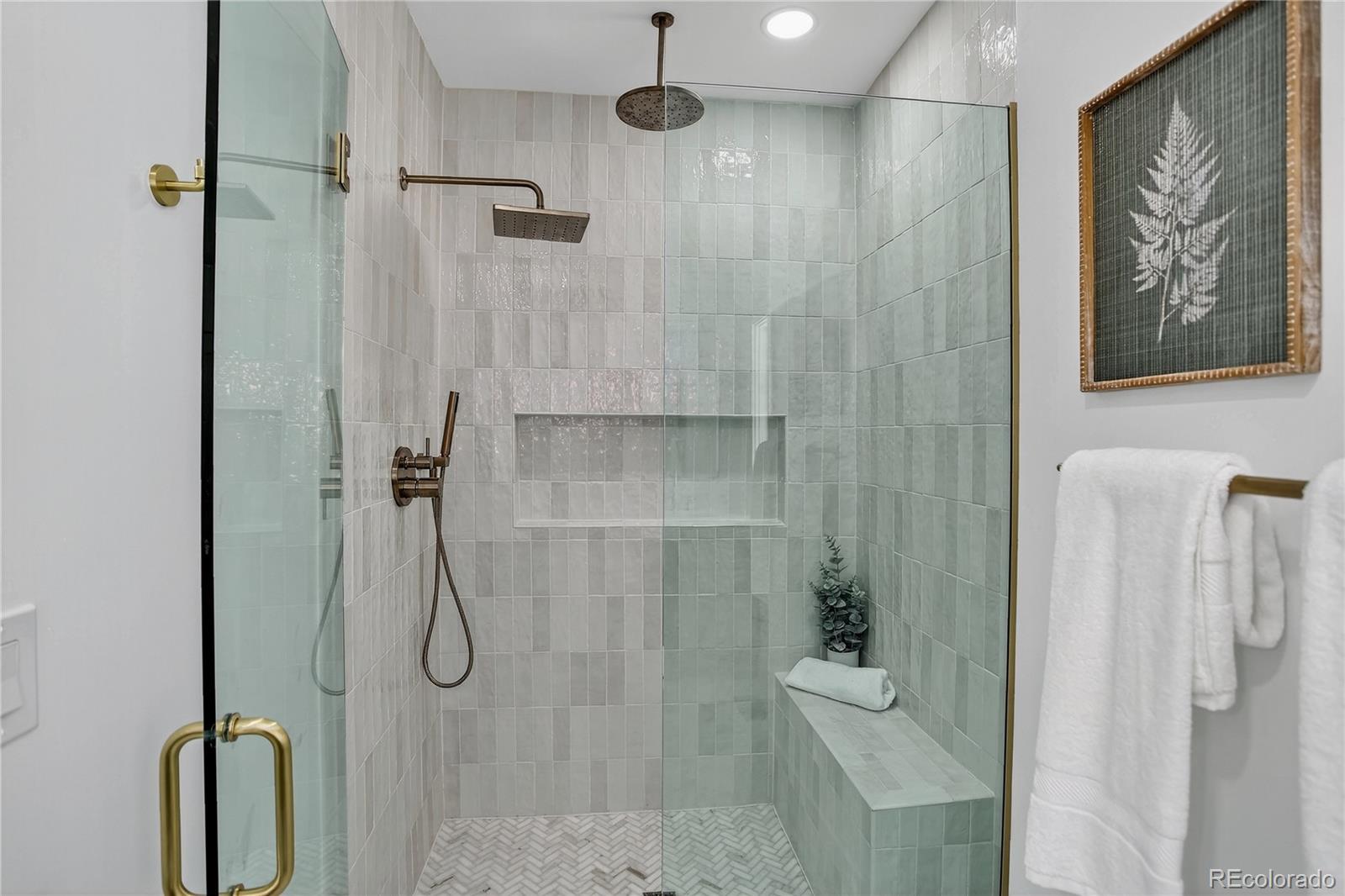 734 N Downing Street