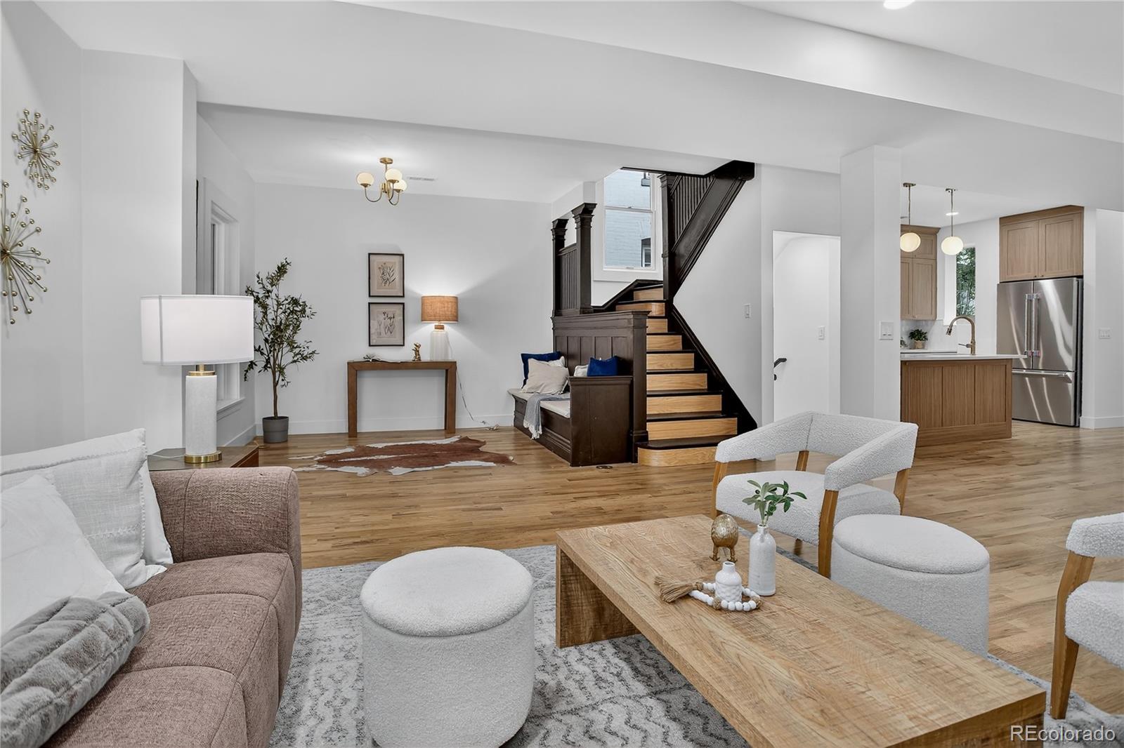 734 N Downing Street