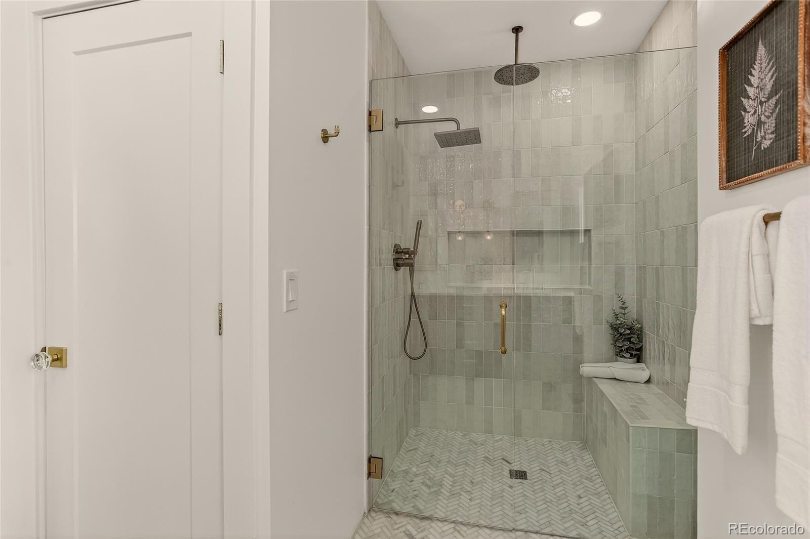 734 N Downing Street