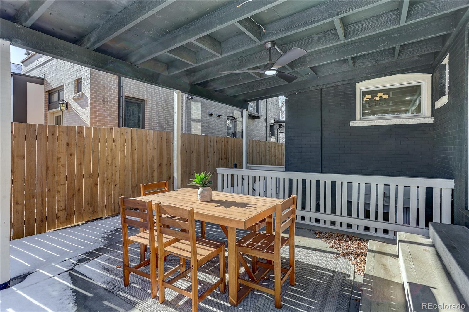 734 N Downing Street