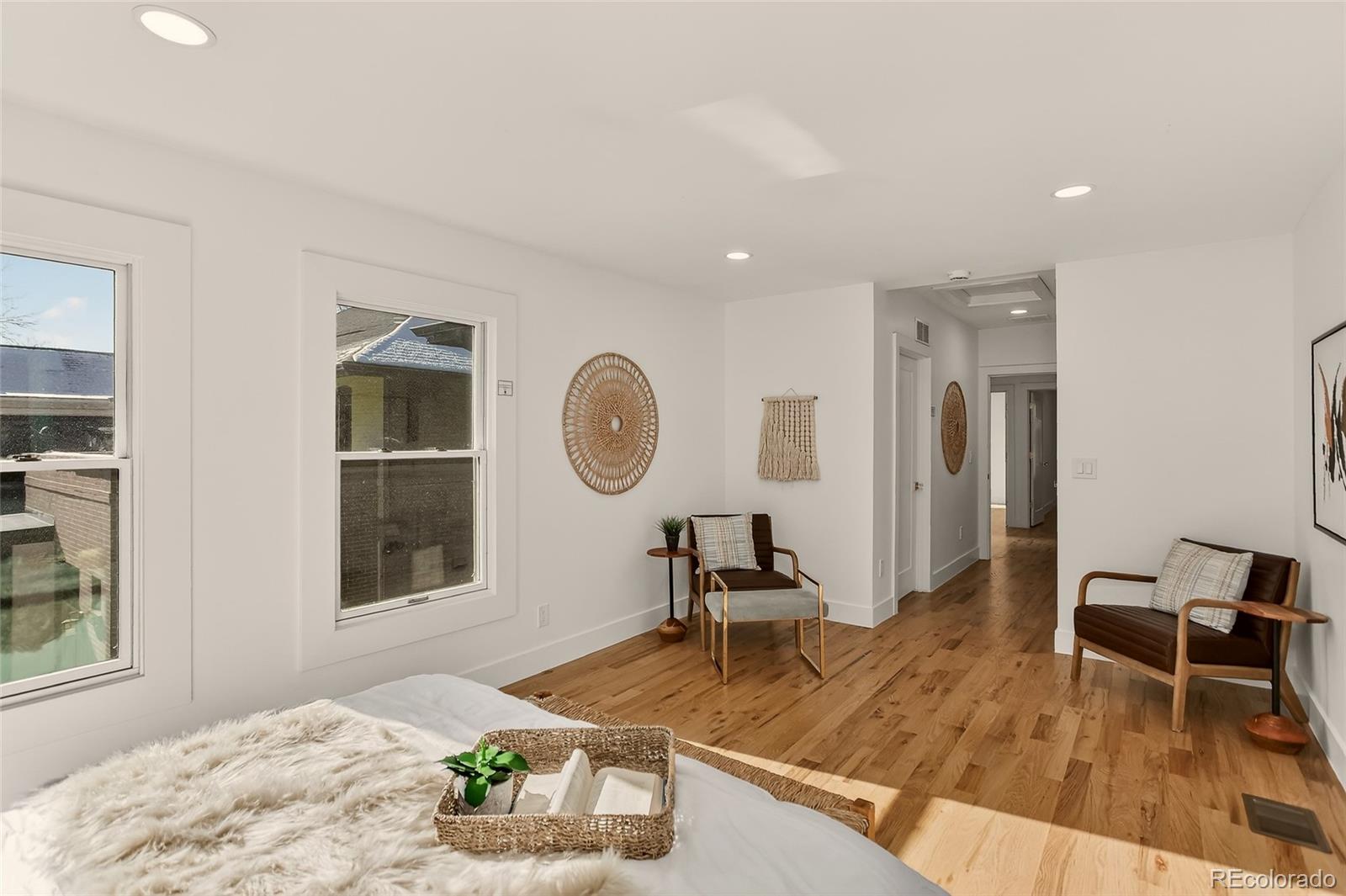 734 N Downing Street