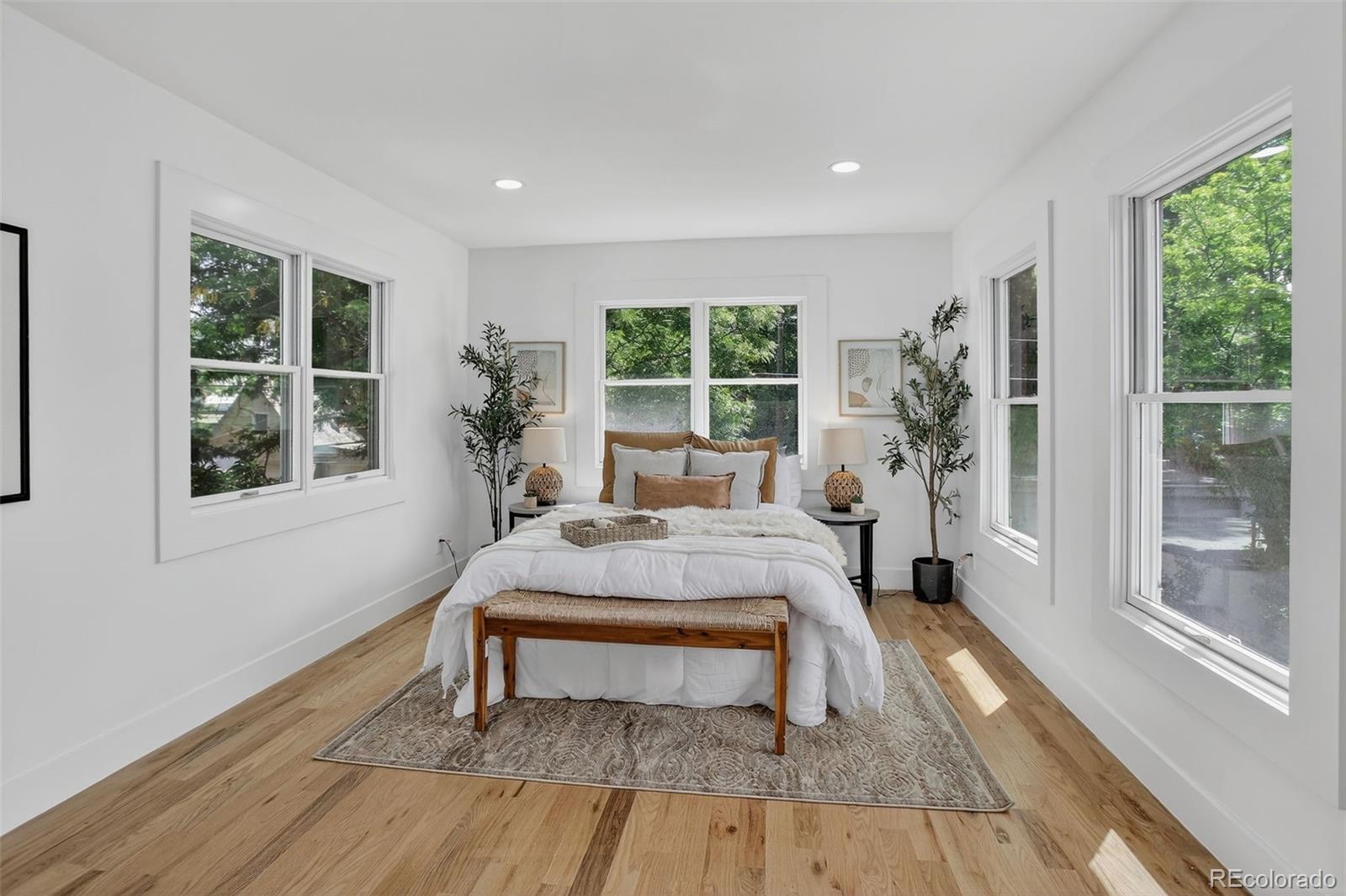 734 N Downing Street