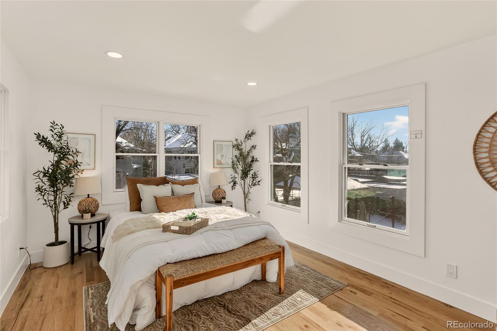 734 N Downing Street