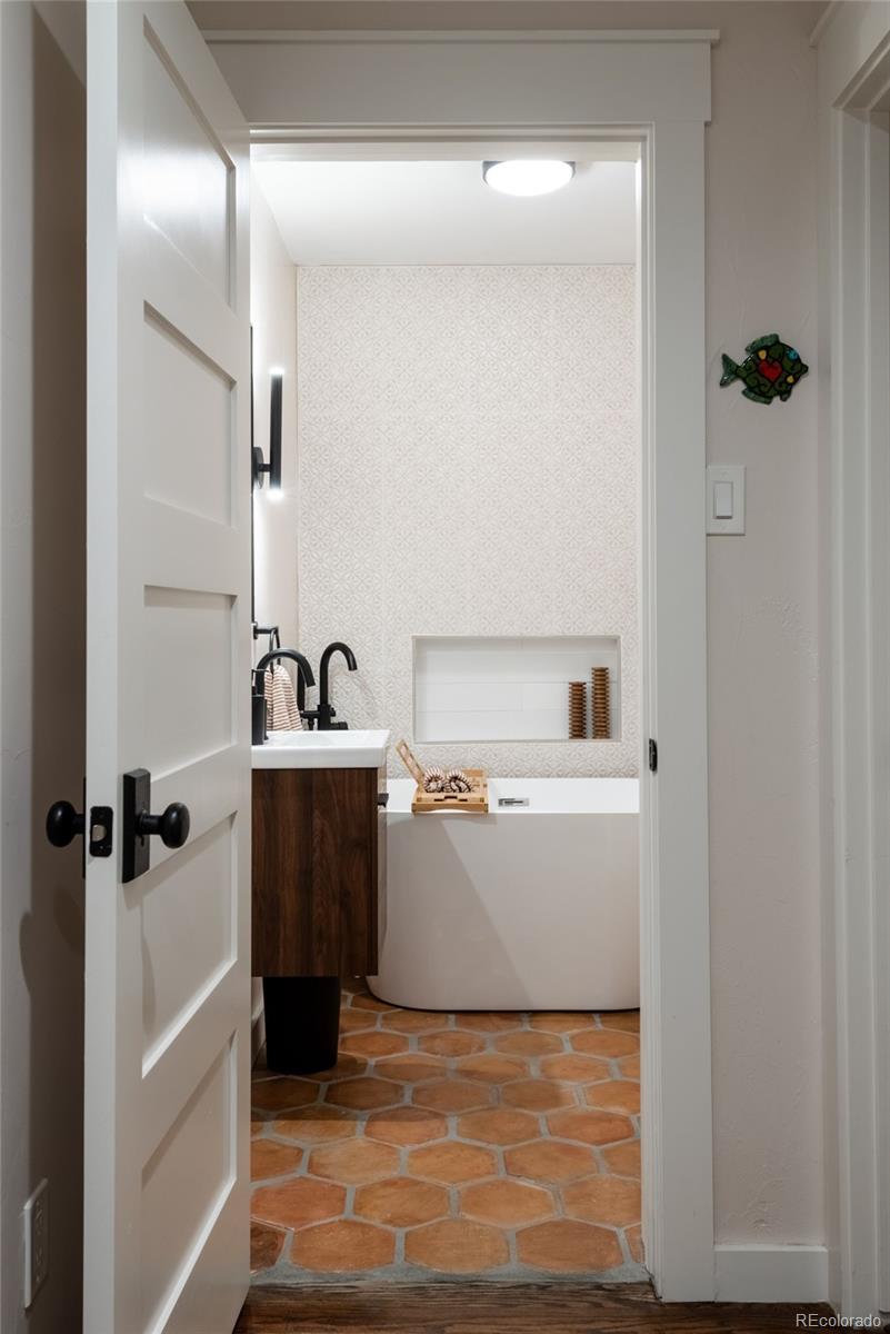 7956 S Brook Forest Road