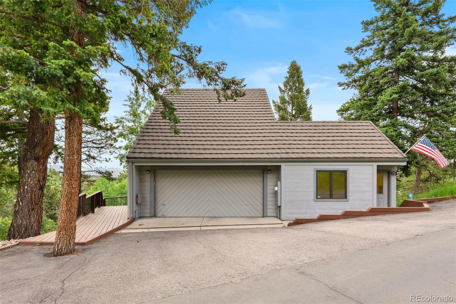 1129 Genesee Vista Road