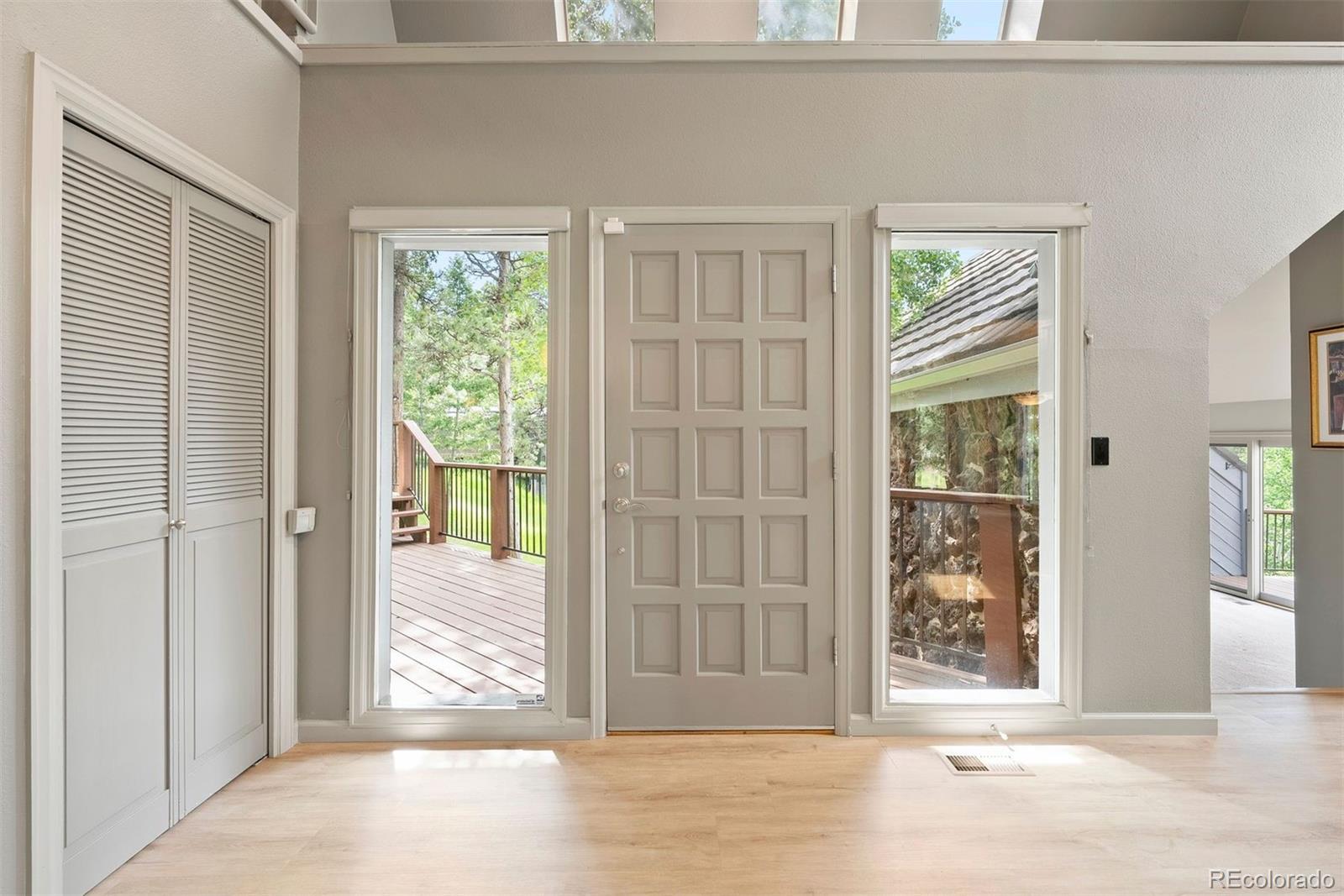 1129 Genesee Vista Road