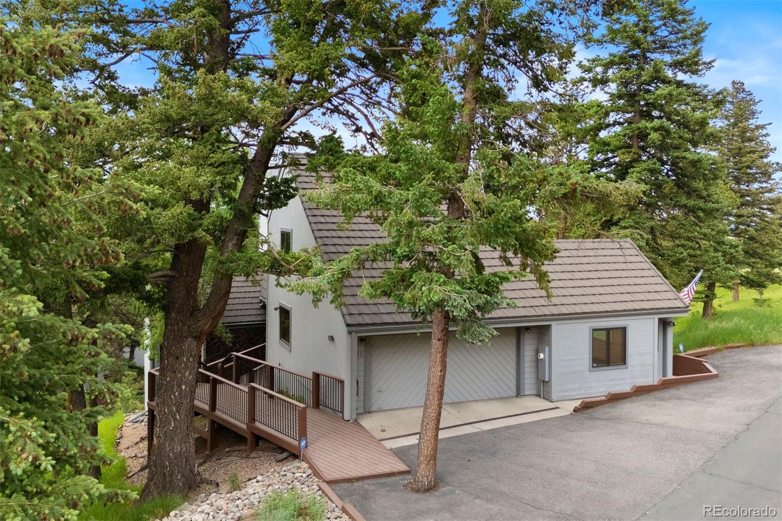 1129 Genesee Vista Road