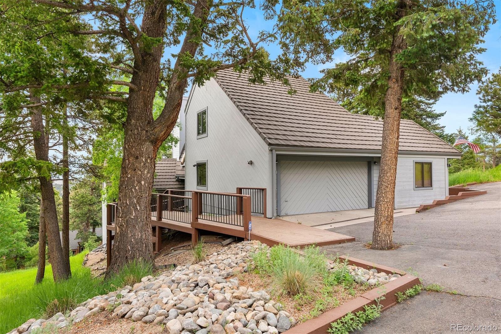 1129 Genesee Vista Road