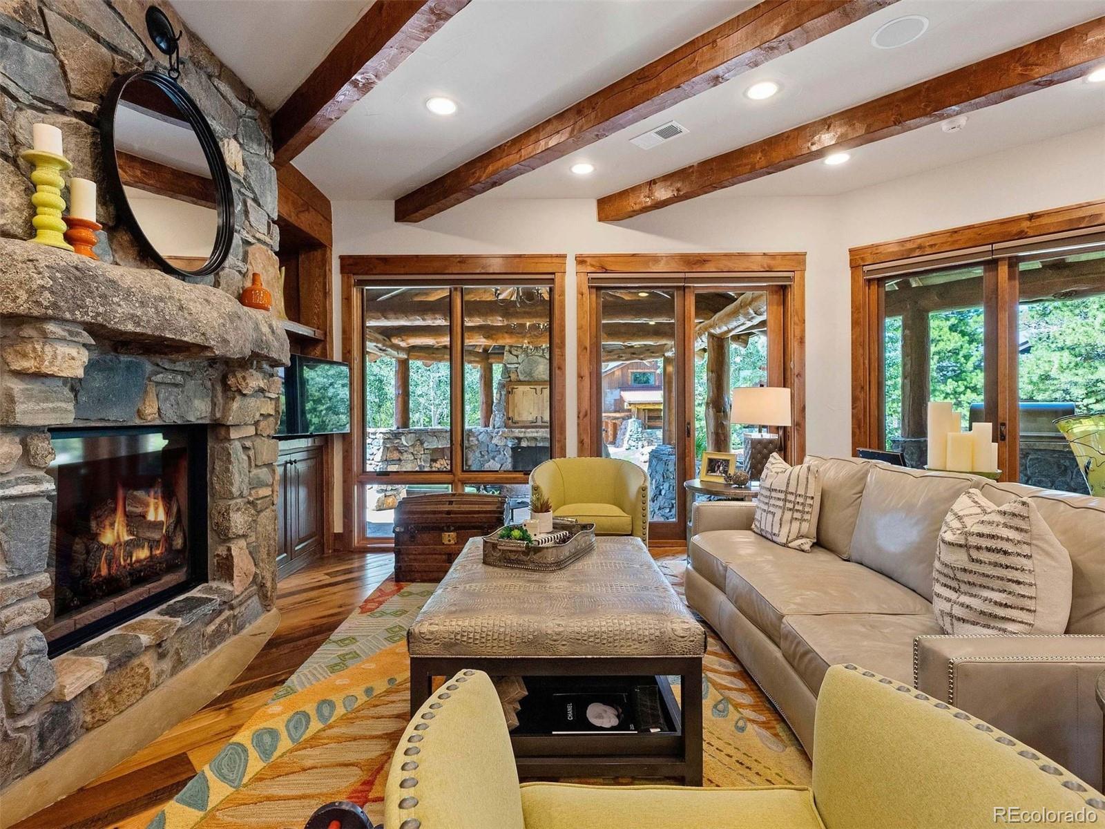 9141 Mountain Ranch Road