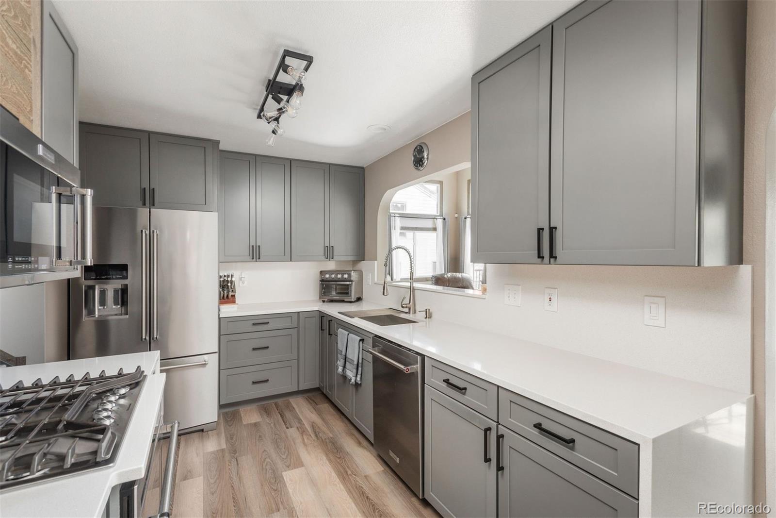 23821 Genesee Village Road