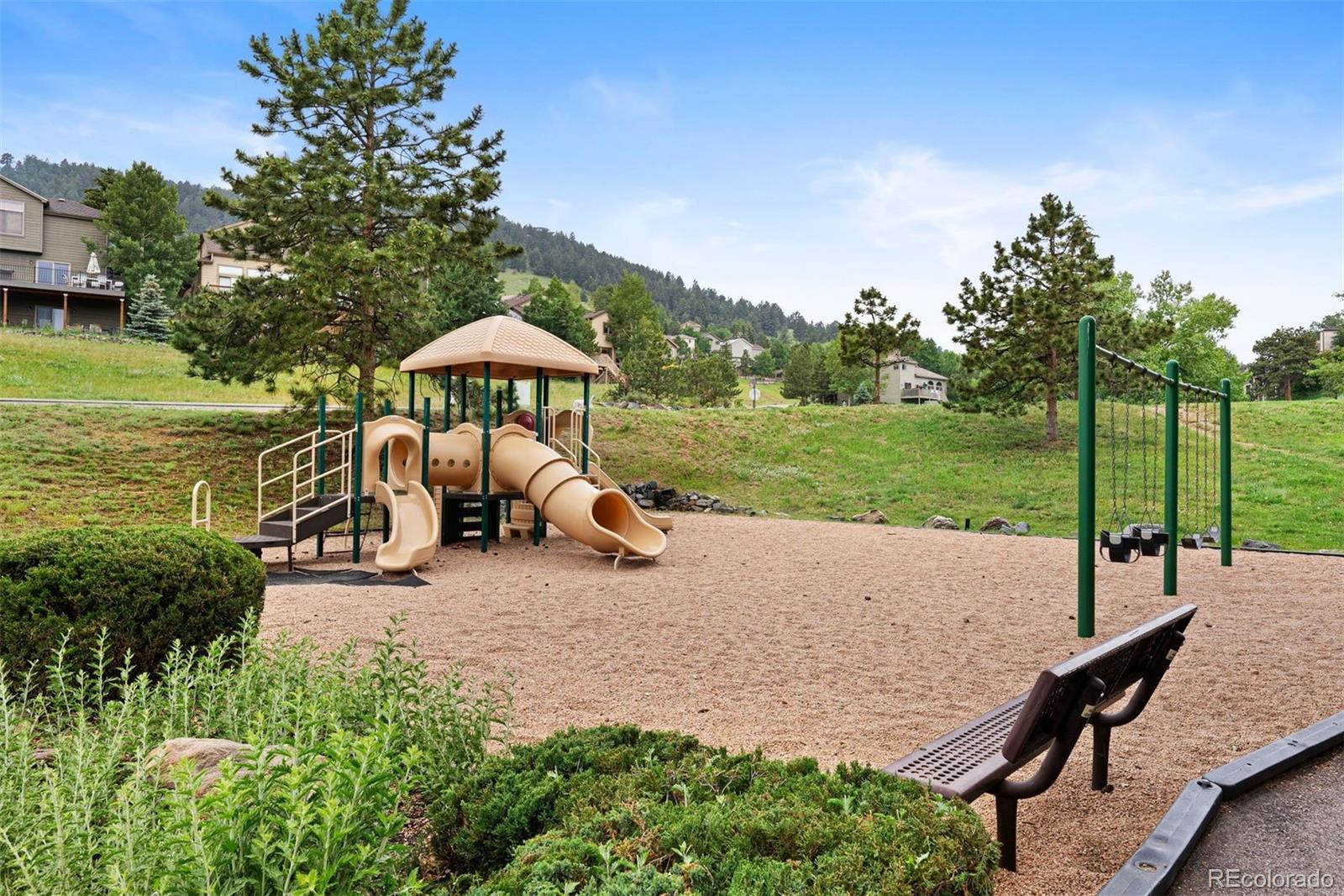 23821 Genesee Village Road