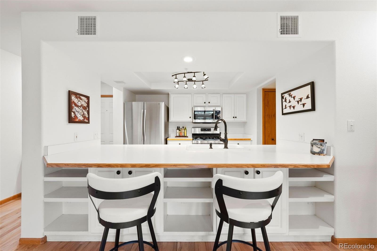 23624 Pondview Place Unit: G