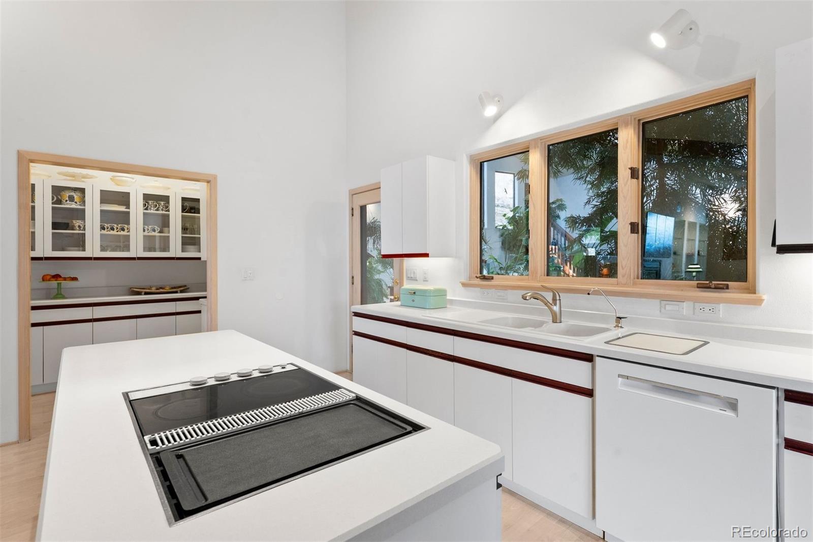 33901 Stagecoach Boulevard