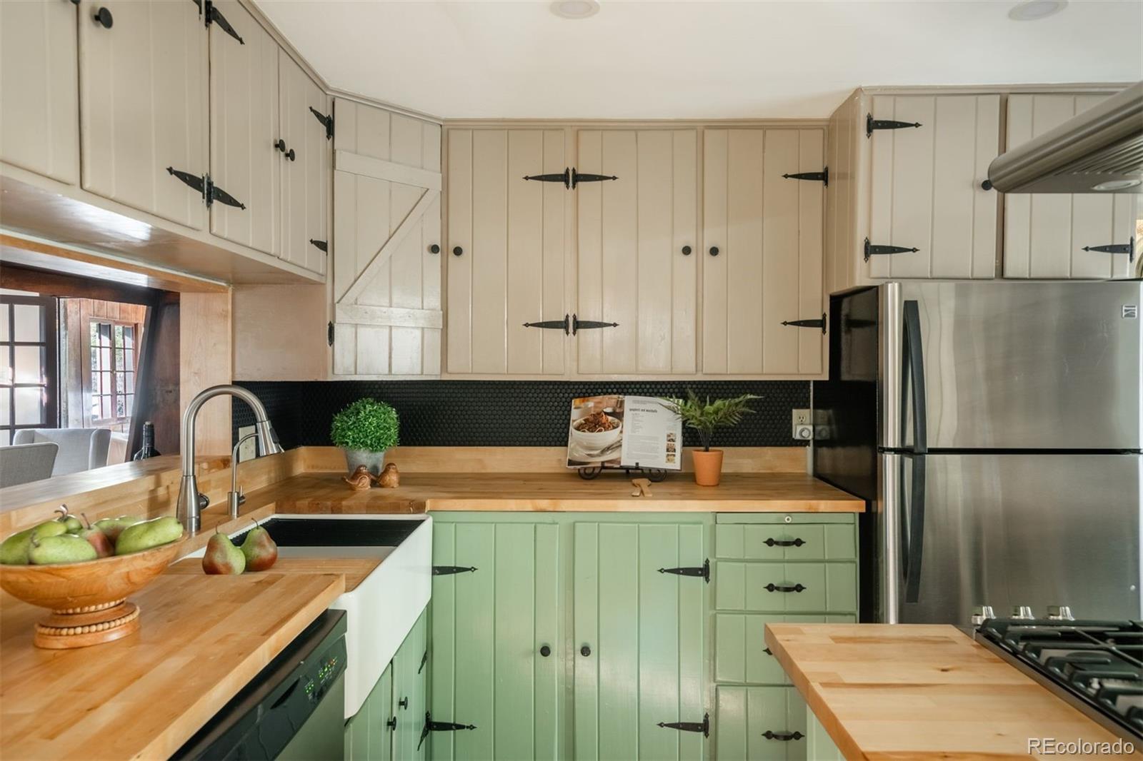 25728 Stanley Park Road