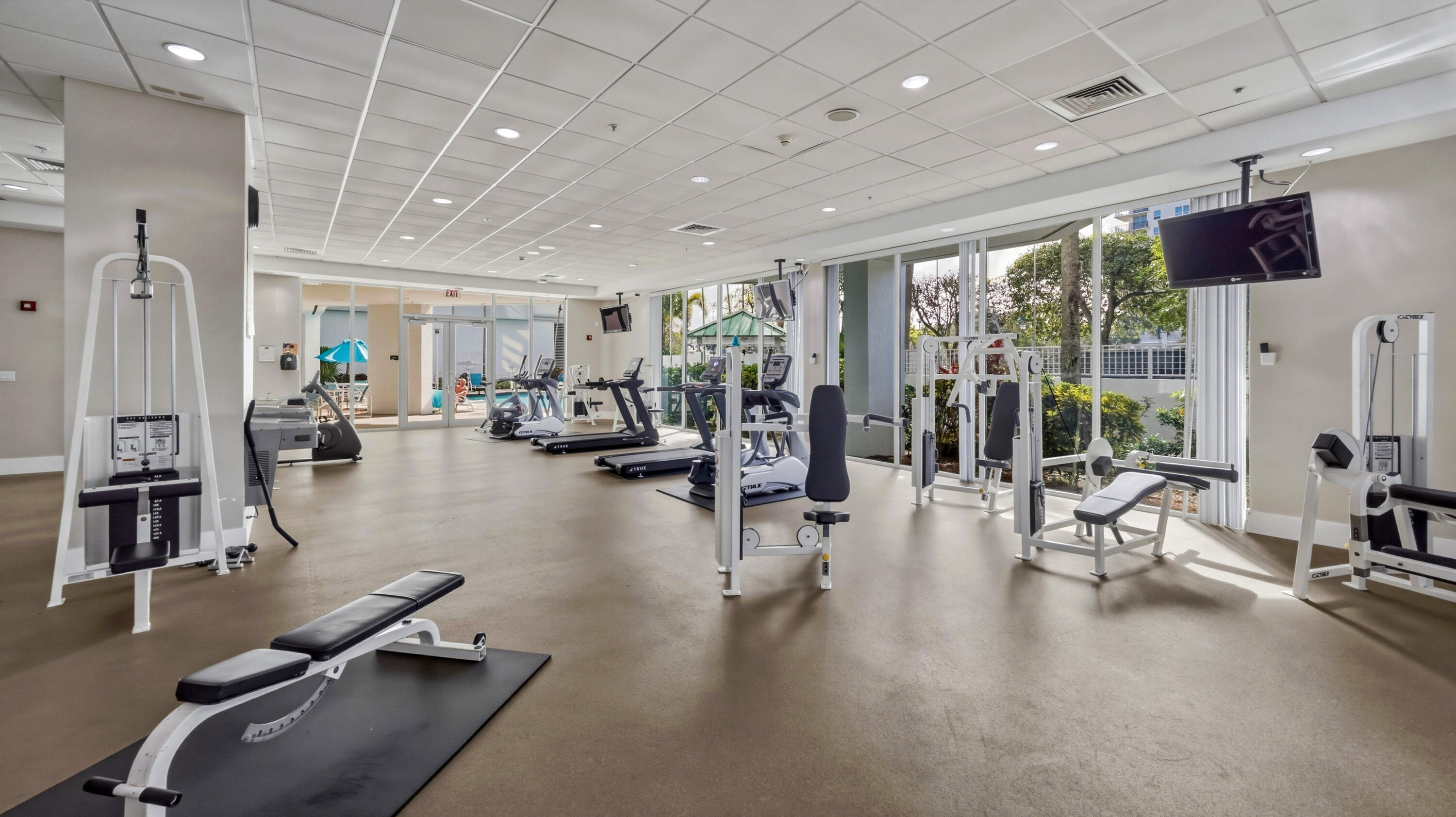 401 SW 4th Avenue 402