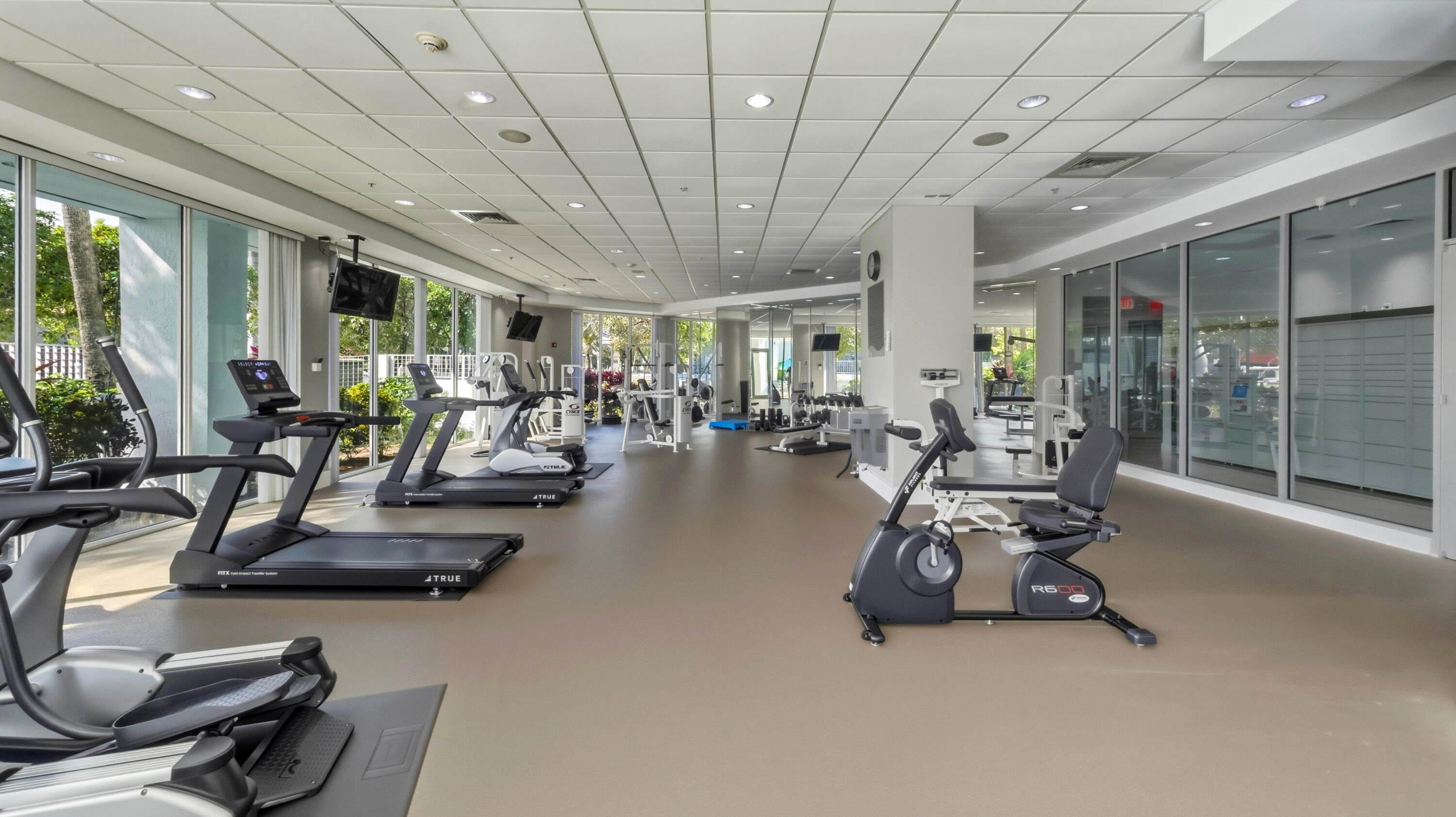 401 SW 4th Avenue 402