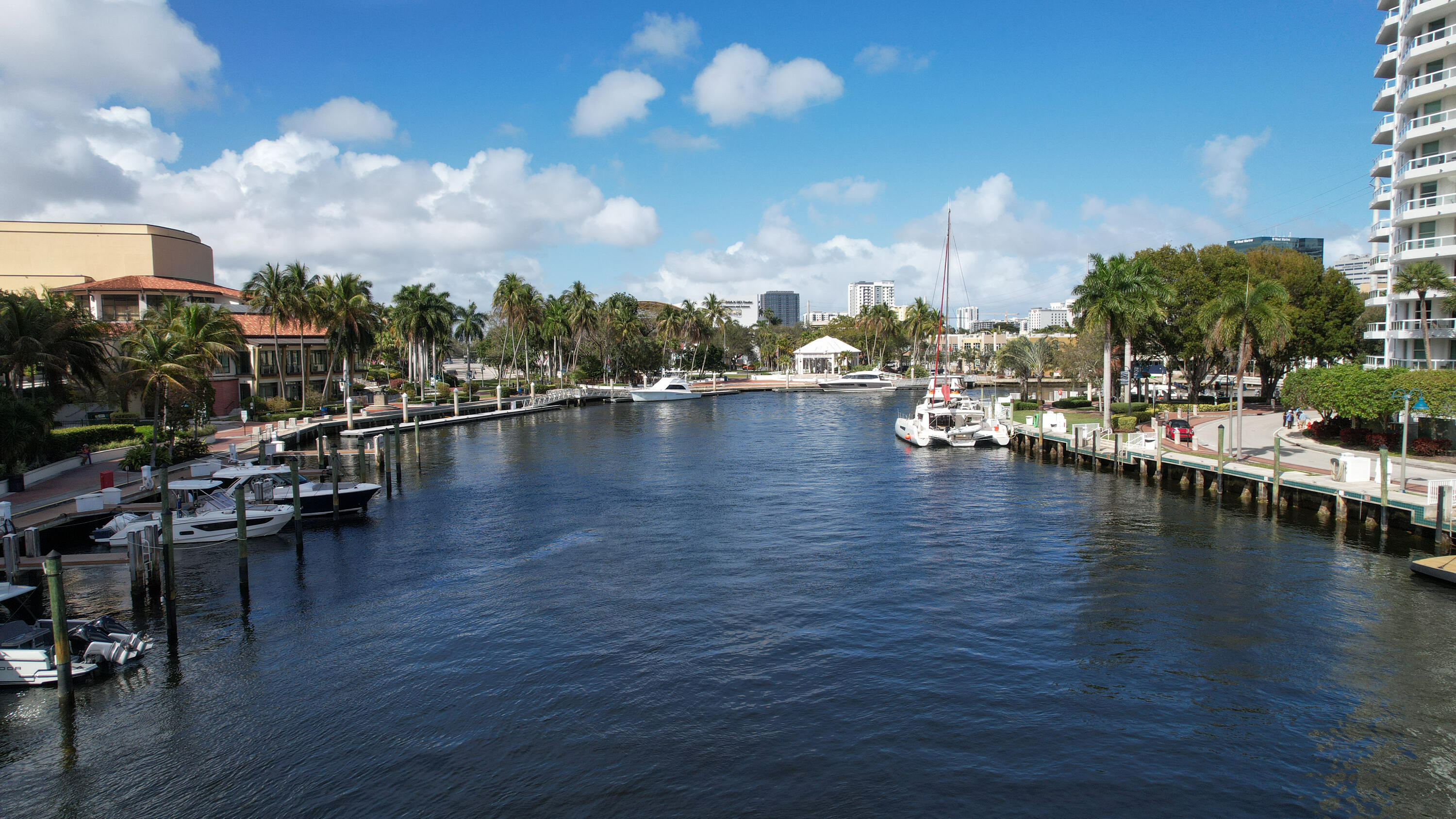 401 SW 4th Avenue 402