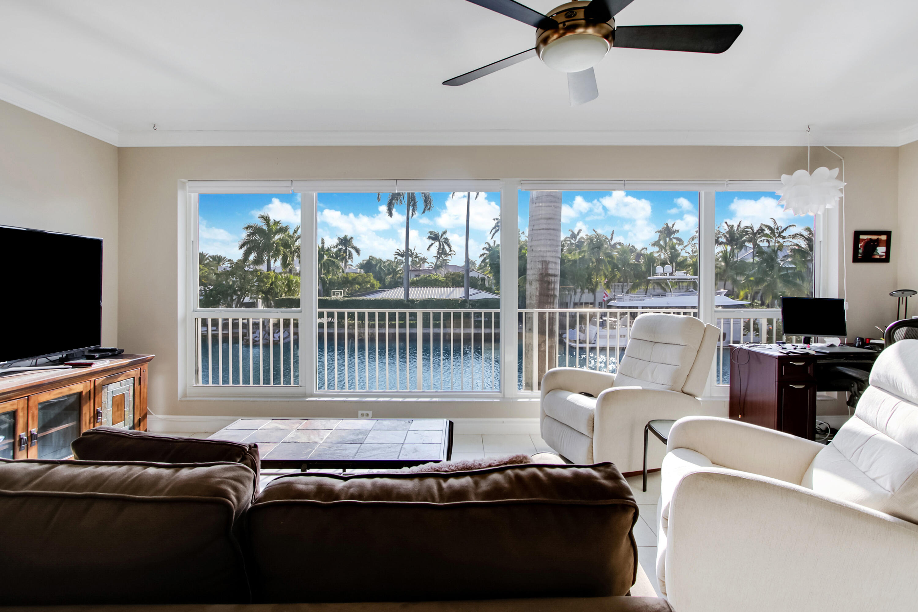 180 Isle Of Venice Drive 222