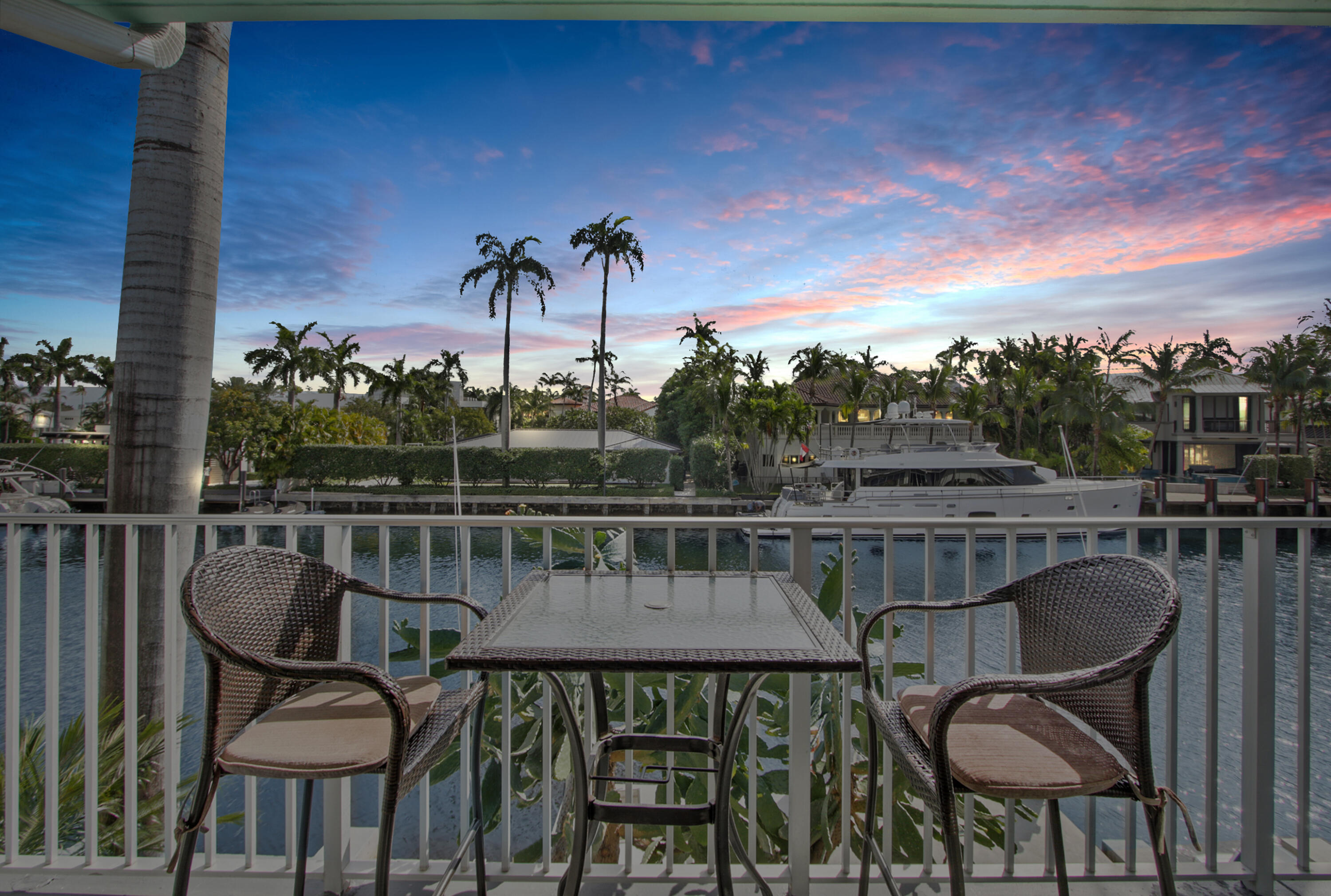 180 Isle Of Venice Drive 222