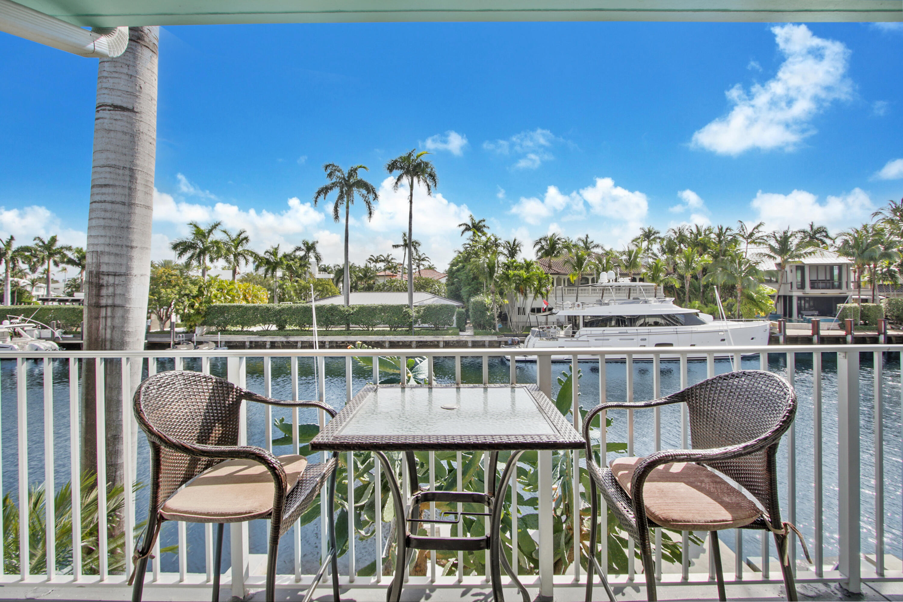 180 Isle Of Venice Drive 222
