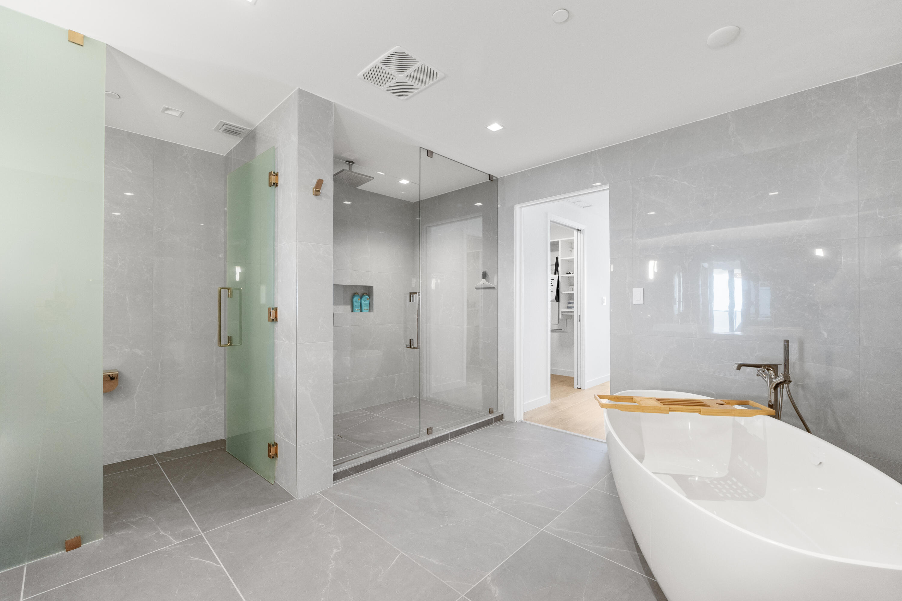 1116 N Ocean Boulevard 904